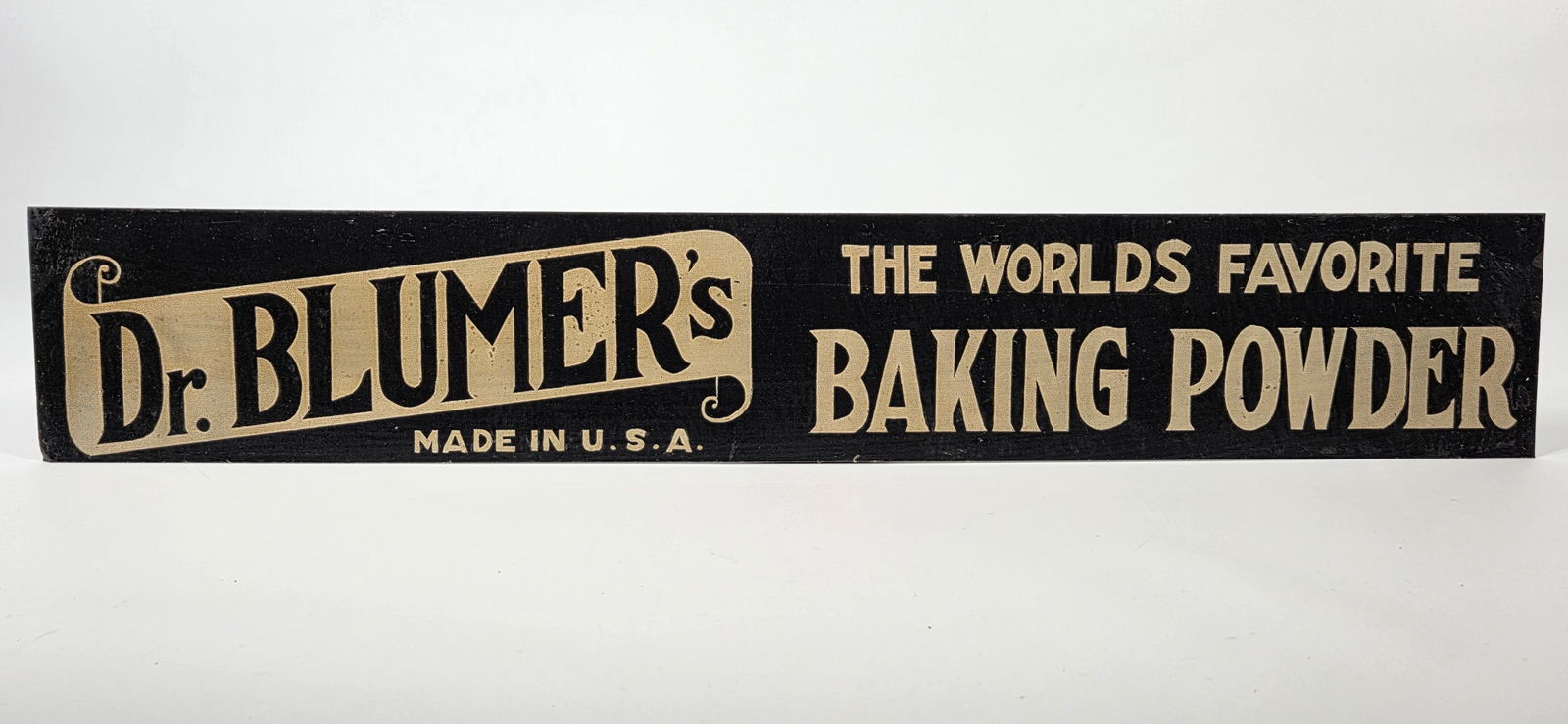 EARLY TIN DR. BLUMER'S BAKING POWDER SIGN (1 of 6)