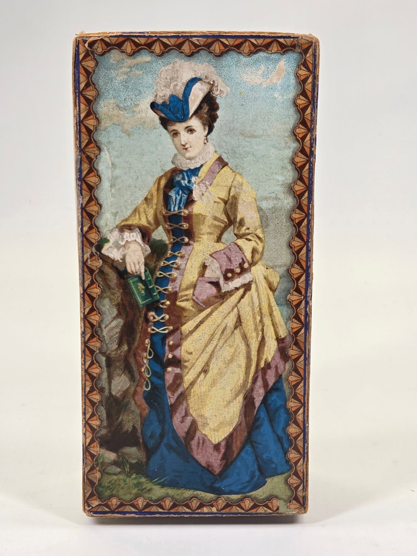 ANTIQUE VICTORIAN ERA CHOCOLATE BOX (1 of 5)