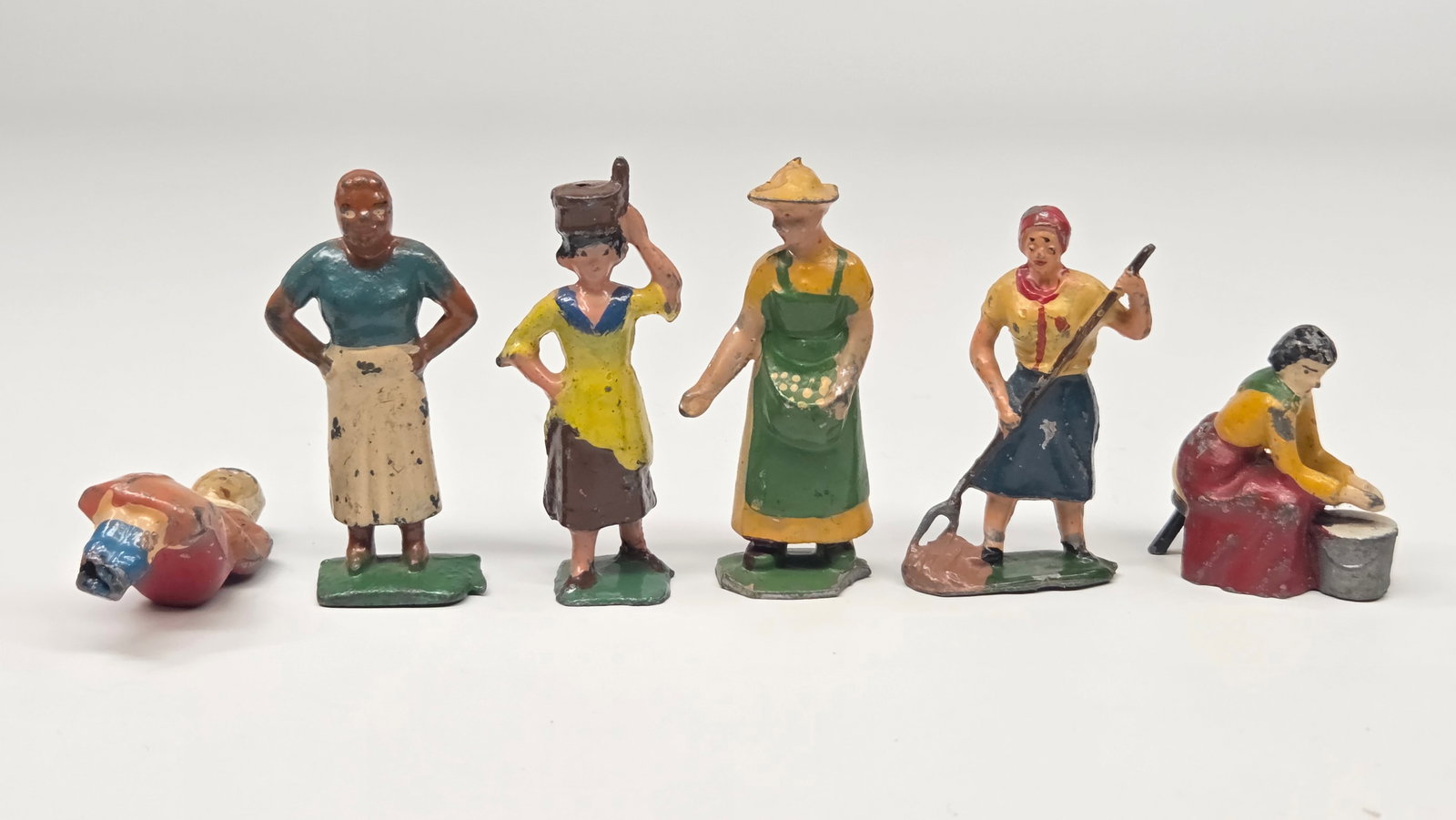 6) VARIOUS BRAND LEAD FIGURES (1 of 4)