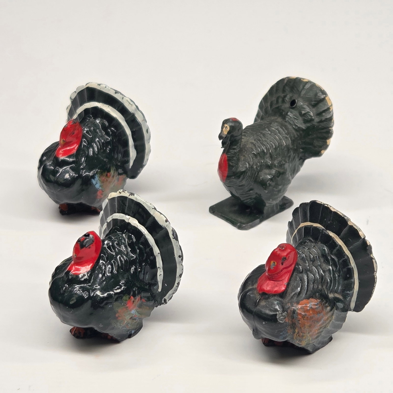 4) VINTAGE CAST LEAD TURKEY (1 of 7)