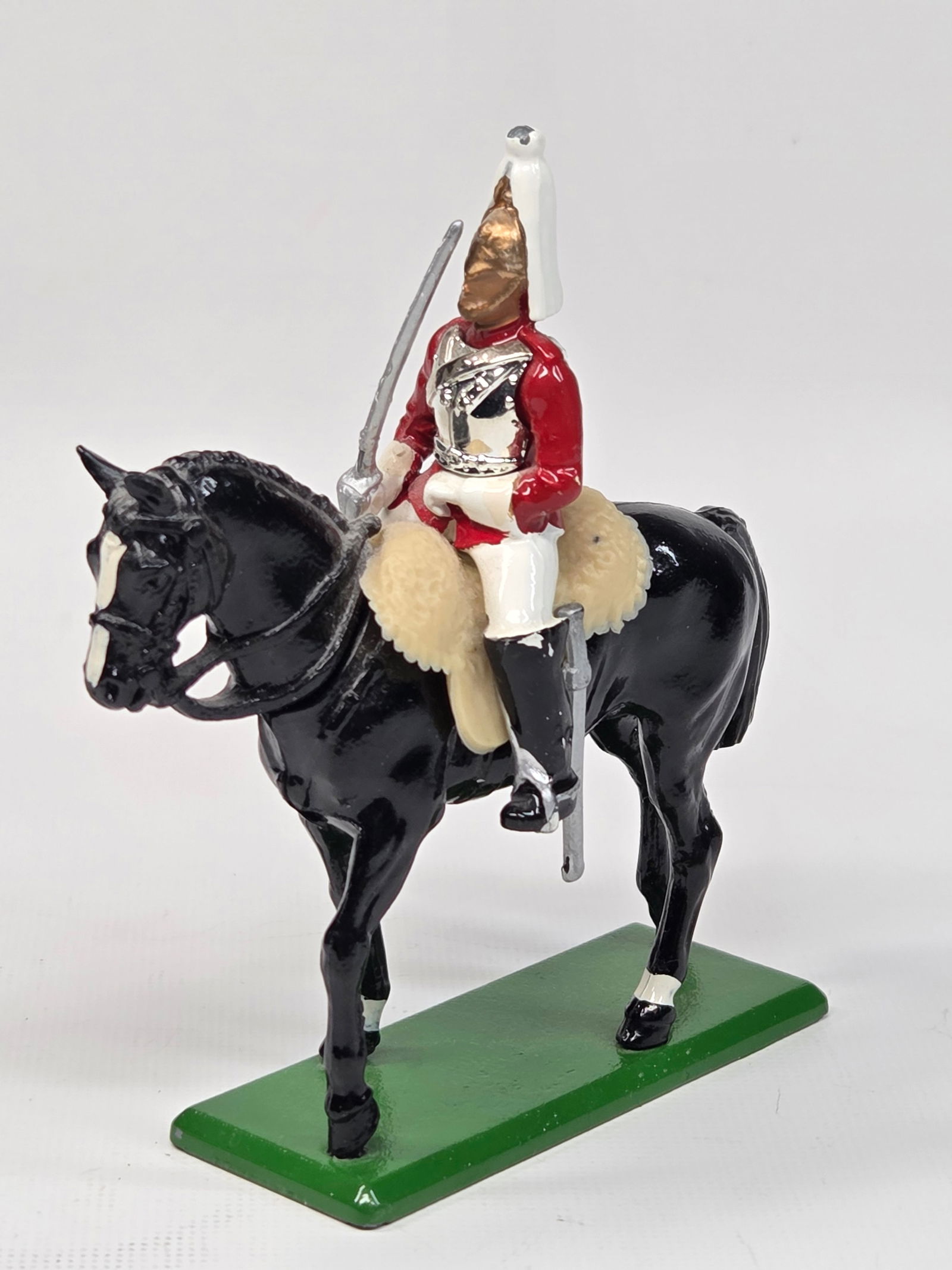 1988 BRITAIN LEAD SOLDIER ON HORSE (1 of 4)