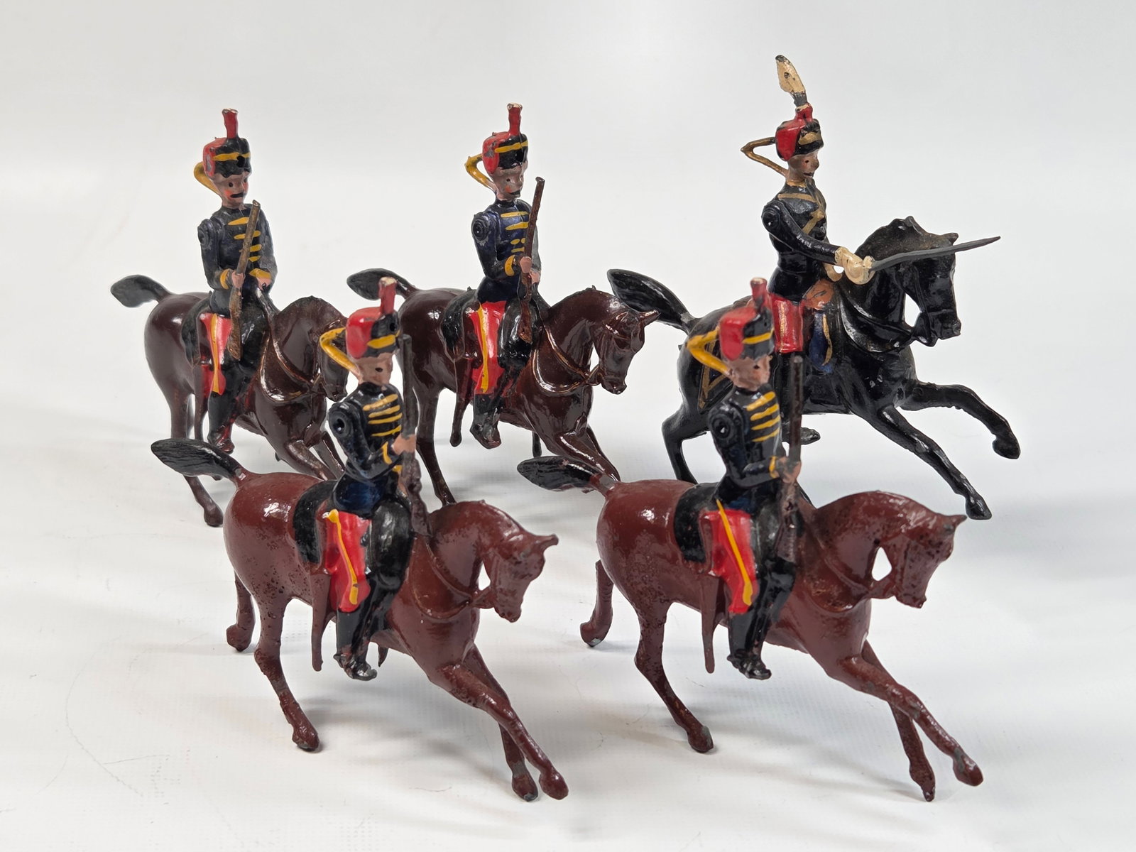 SET OF 5 VINTAGE BRITAIN MOUNTED LEAD SOLDIERS (1 of 7)