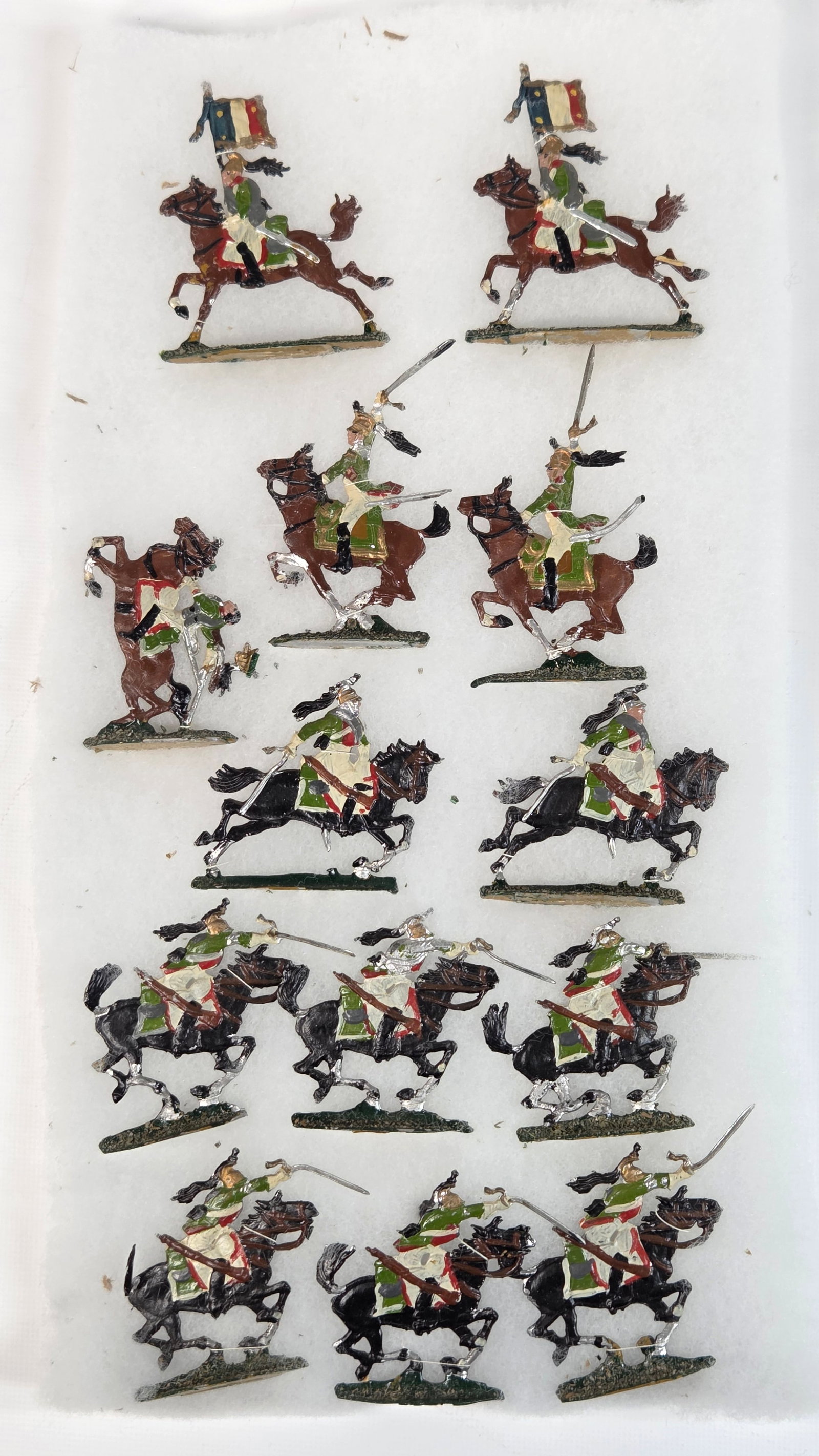 ASSORTMENT OF VARIOUS GERMAN FLAT SOLDIERS (1 of 5)