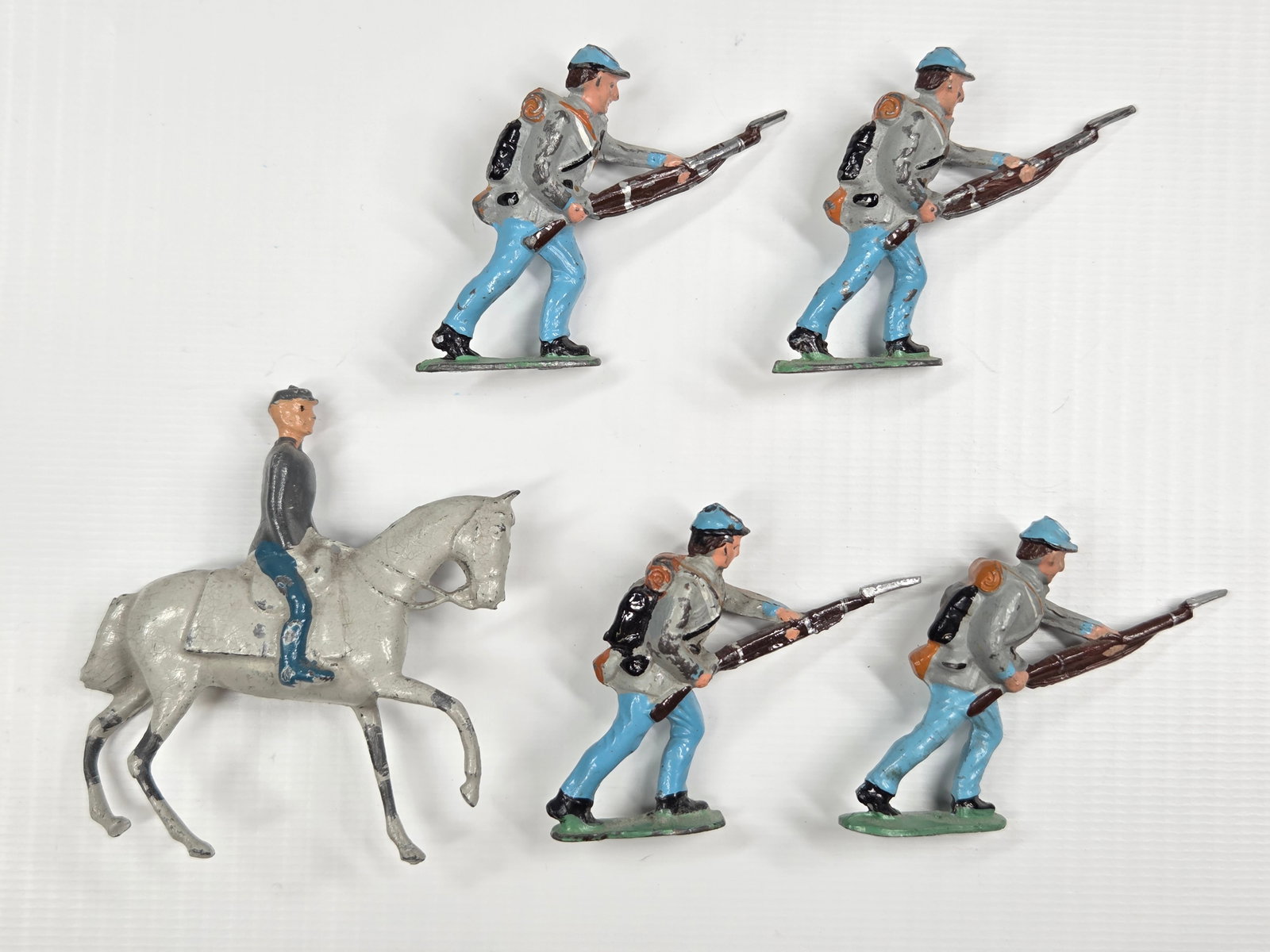 4) CIVIL WAR LEAD SOLDIERS & 1) BRITAIN HORSE (1 of 5)