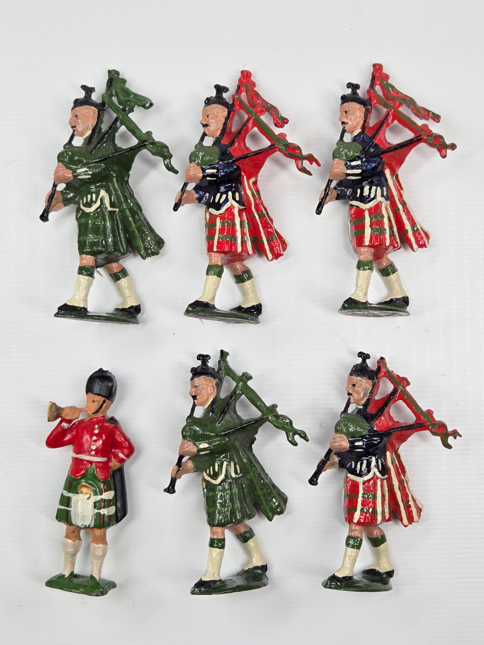 6) VINTAGE LEAD SCOTS GUARD PIPERS (1 of 6)