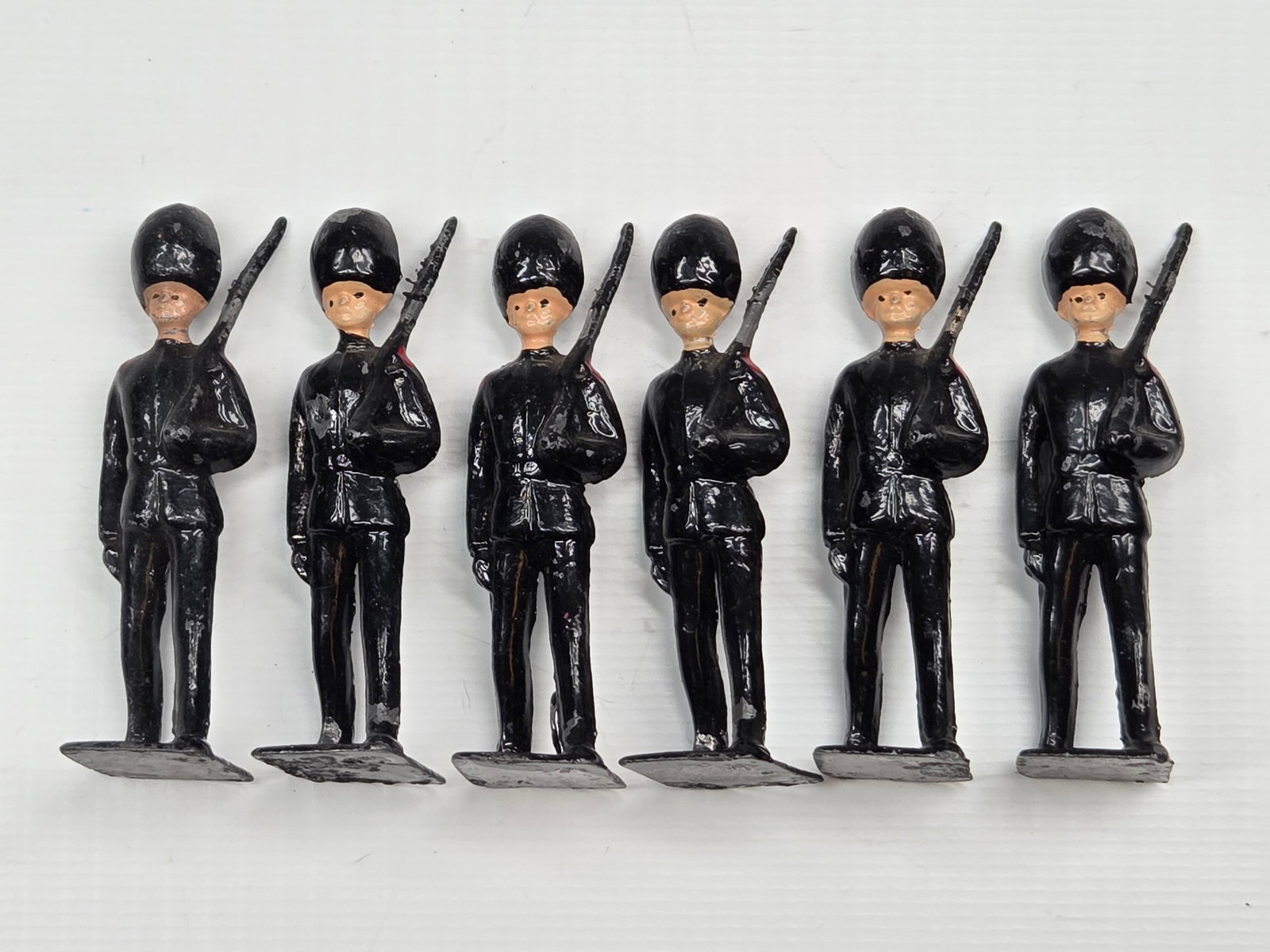 SET OF 6 BRITAIN BELGIAN GRENADIERS (1 of 5)