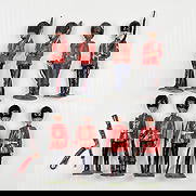 SET OF 8 BRITAINS BRITISH GUARDSMEN: ALL REMAIN IN FAIR TO GOOD CONDITION. SOME SHOWING MORE PAINT WEAR THAN OTHERS. ONE WITH BROKEN RIFLE. ONE WITH LOOSE ARM.