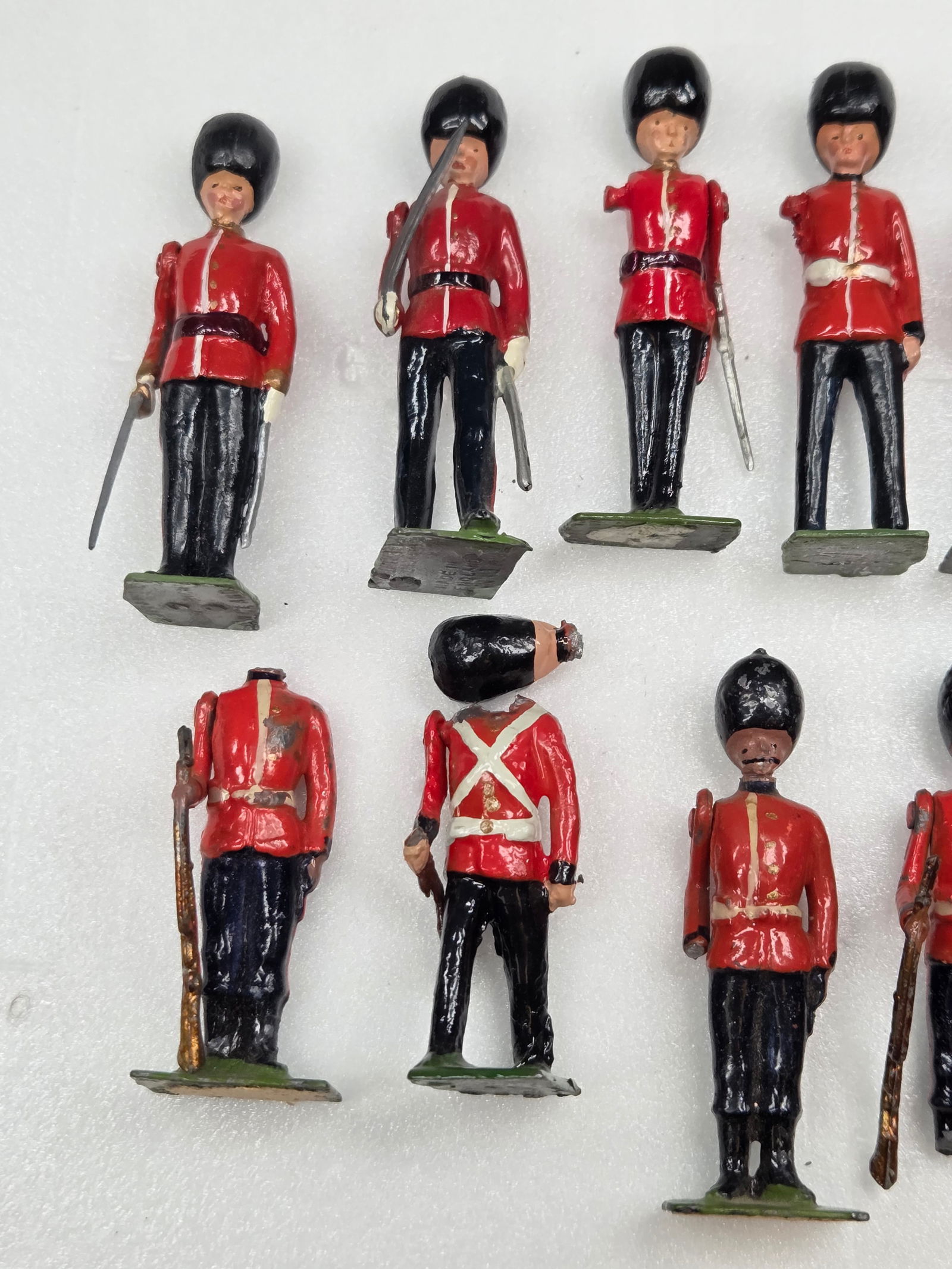 11) VINTAGE BRITAIN'S COLDSTREAM GUARDS - 2