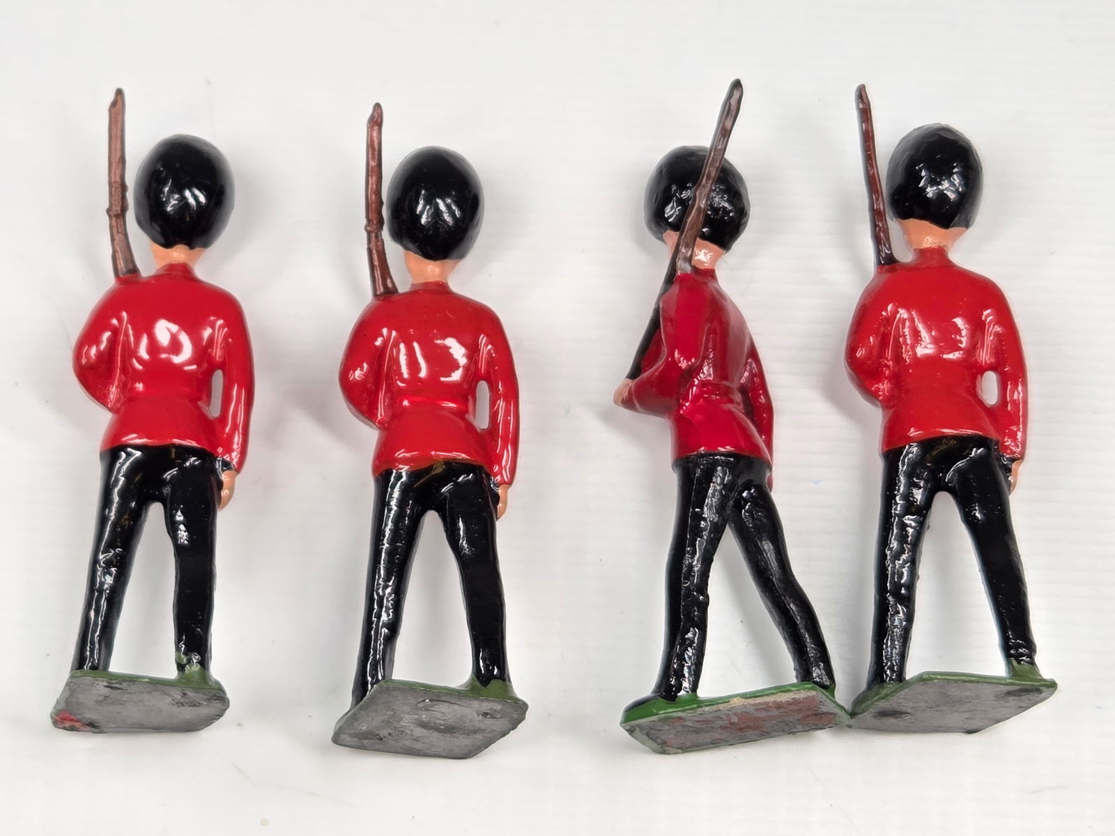 SET OF 8 BRITAIN SCOTS GUARDS REPAINT - 5