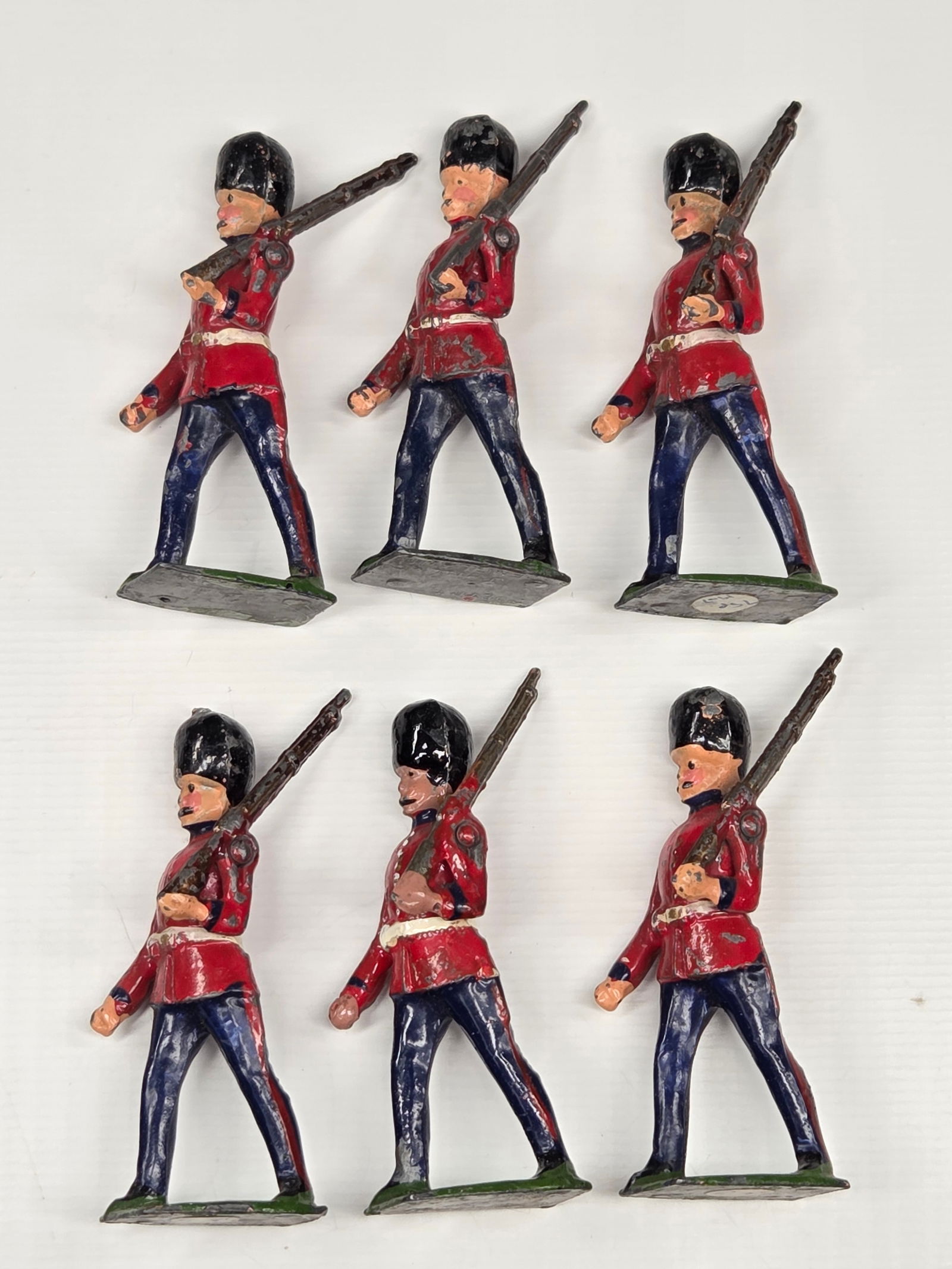 SET OF 6 BRITAIN BRITISH GRENADIER GUARDS (1 of 4)