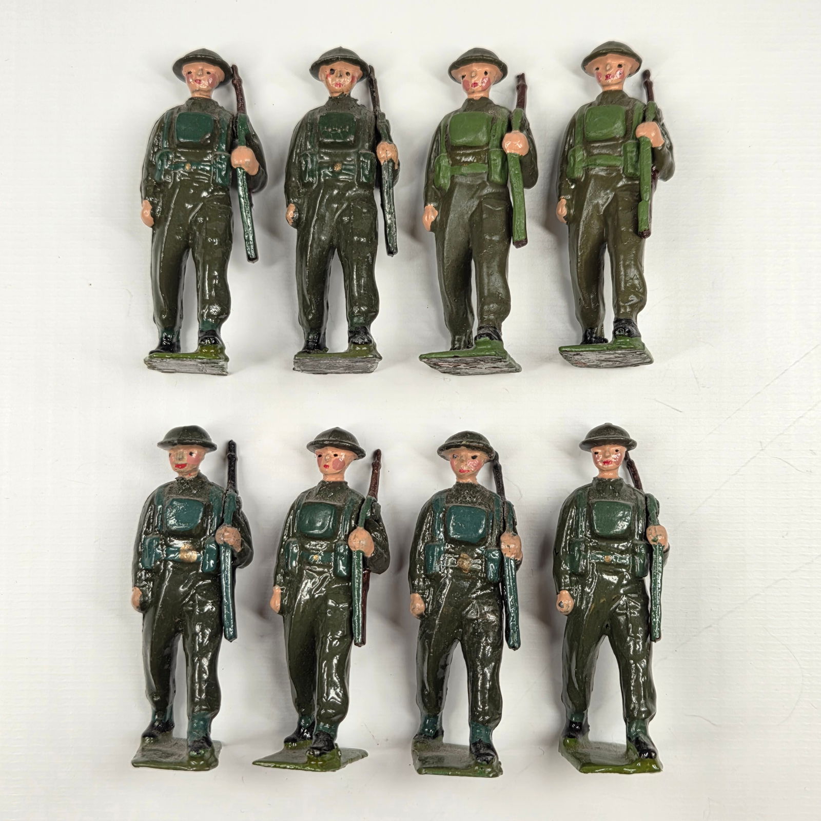 SET OF 8 VINTAGE BRITAIN REPAINTED LEAD SOLDIERS: ALL REMAIN IN GOOD REPAINTED CONDITION.