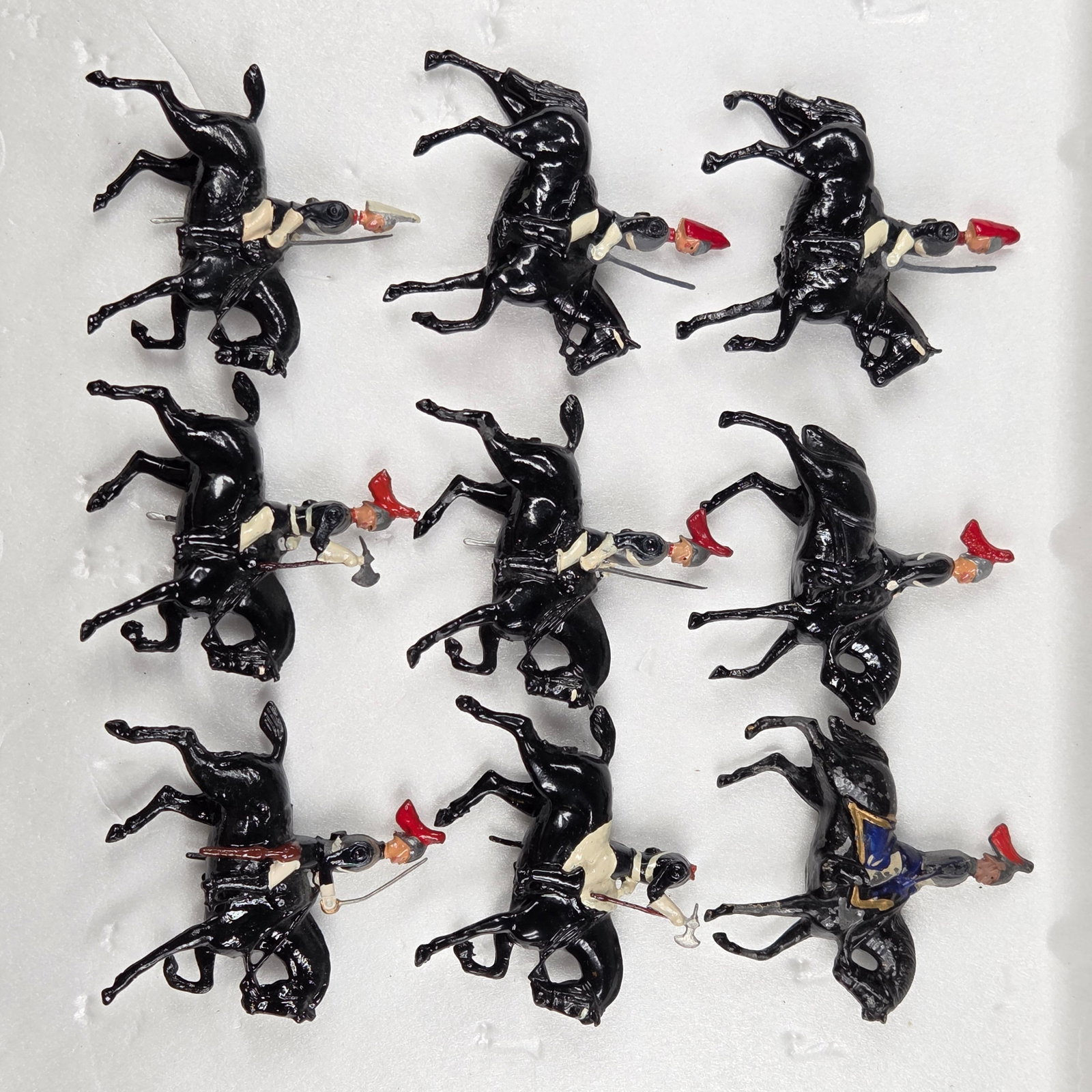 9) VINTAGE BRITAIN MOUNTED LIFE GUARDS (1 of 5)