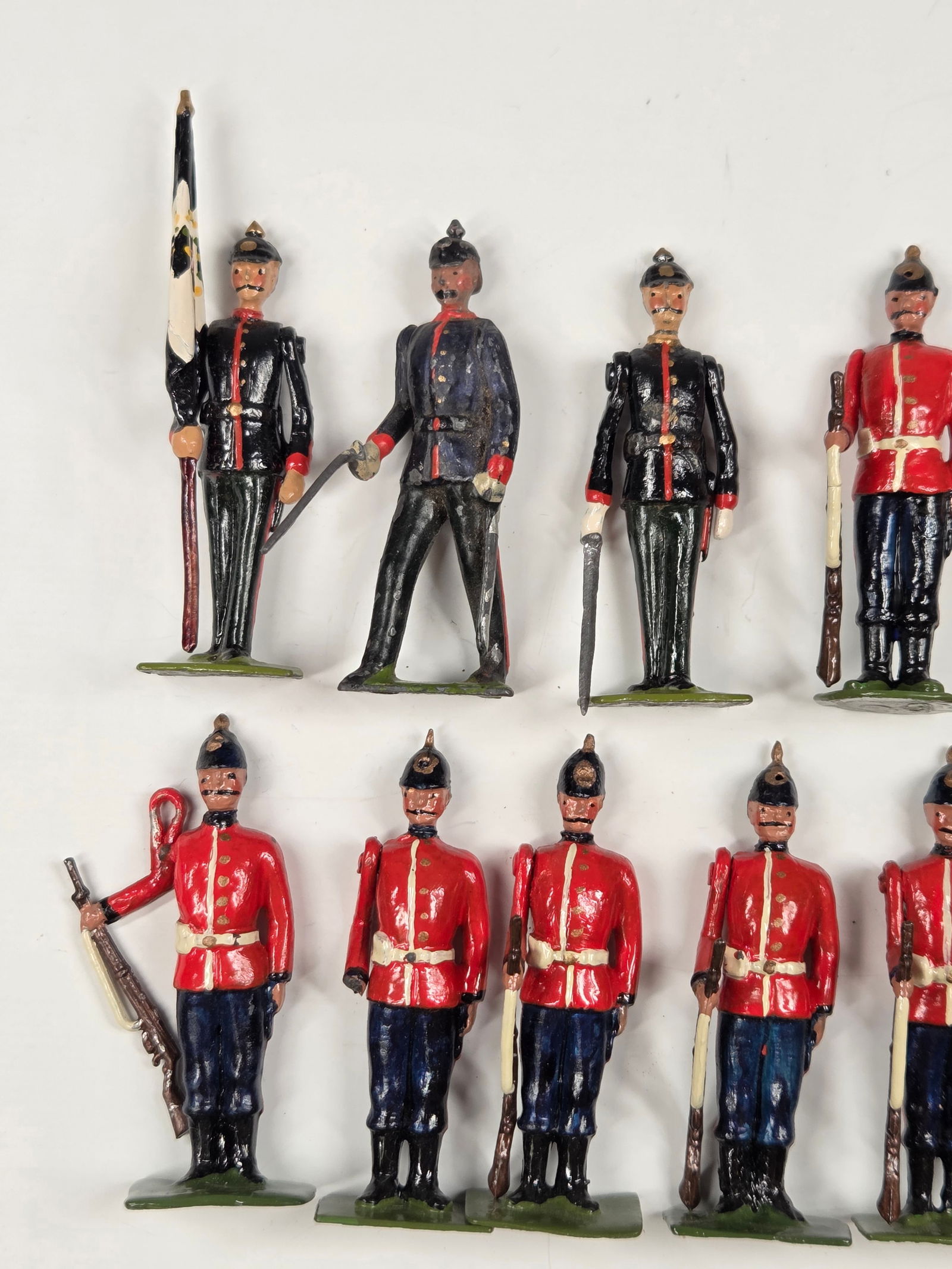 SET OF 11 VINTAGE BRITAINS DUKE OF CAMBRIDGE'S MIDDLESEX REGIMENT + - 4