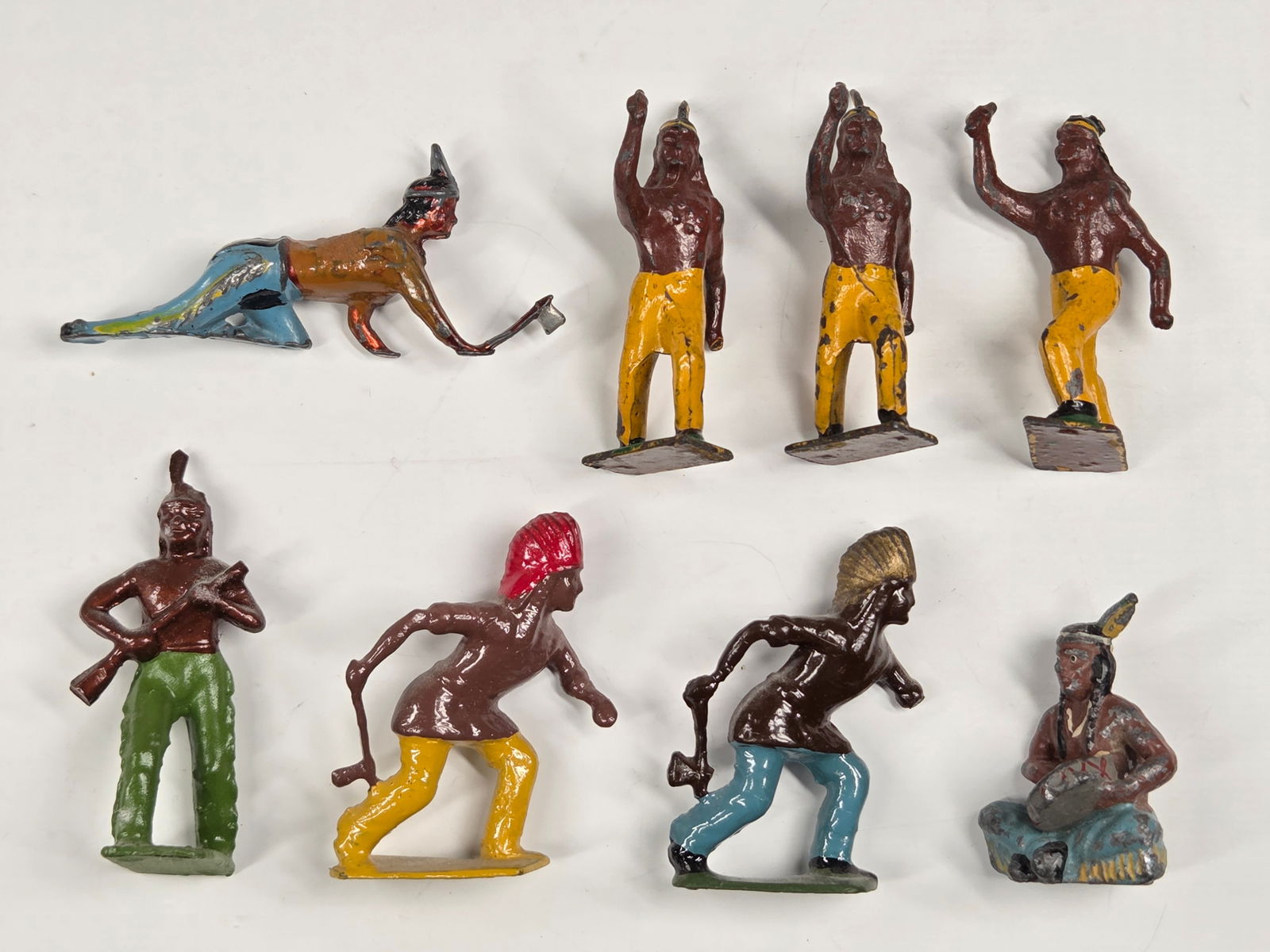 8) VINTAGE LEAD NATIVE AMERICAN INDIANS (1 of 5)
