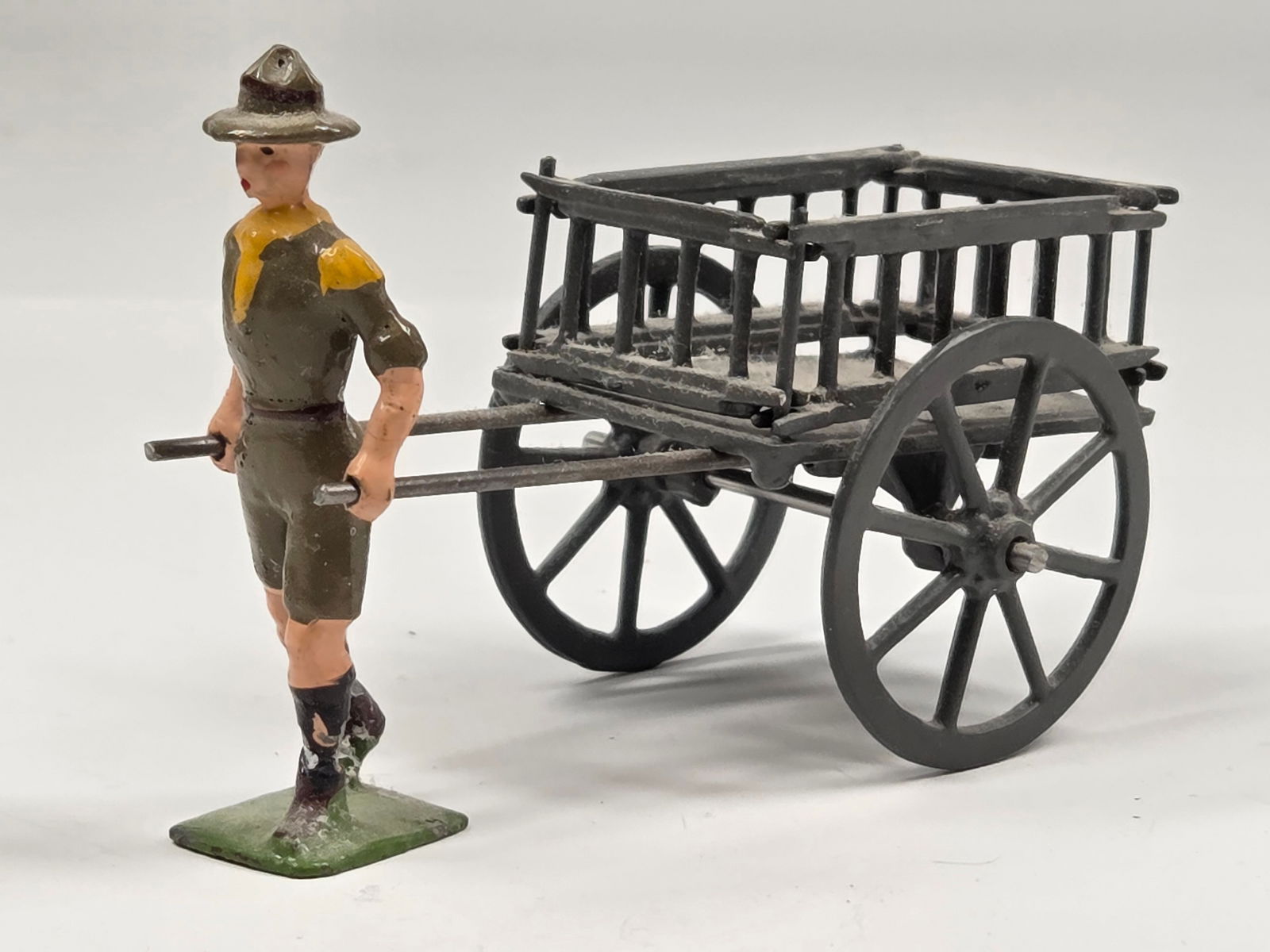 VINTAGE BRITAIN LEAD BOY SCOUT PULLING CAR (1 of 4)
