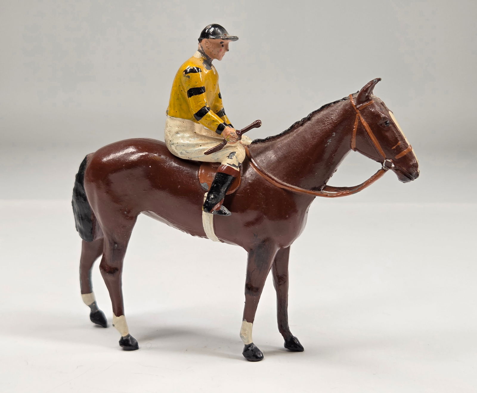 VINTAGE BRITAIN LEAD JOCKEY W/ HORSE (1 of 4)