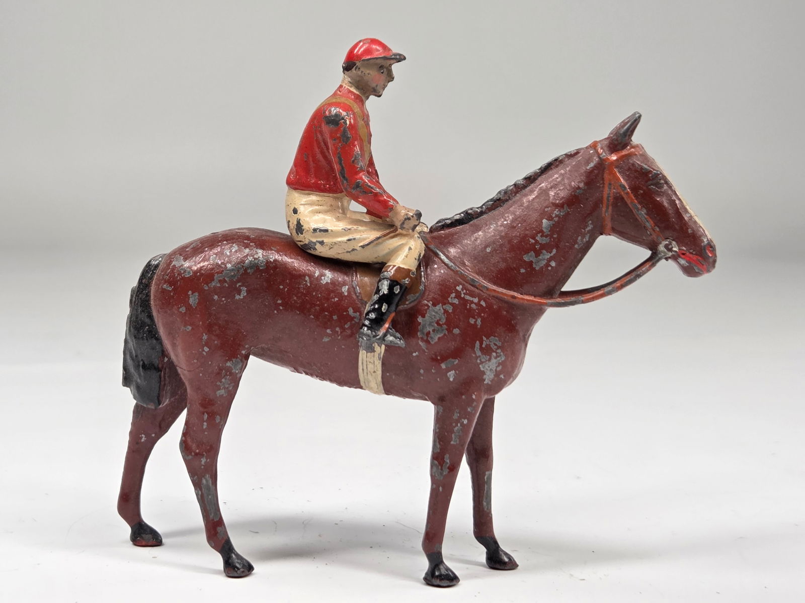 VINTAGE BRITAIN LEAD JOCKEY W/ HORSE (1 of 5)