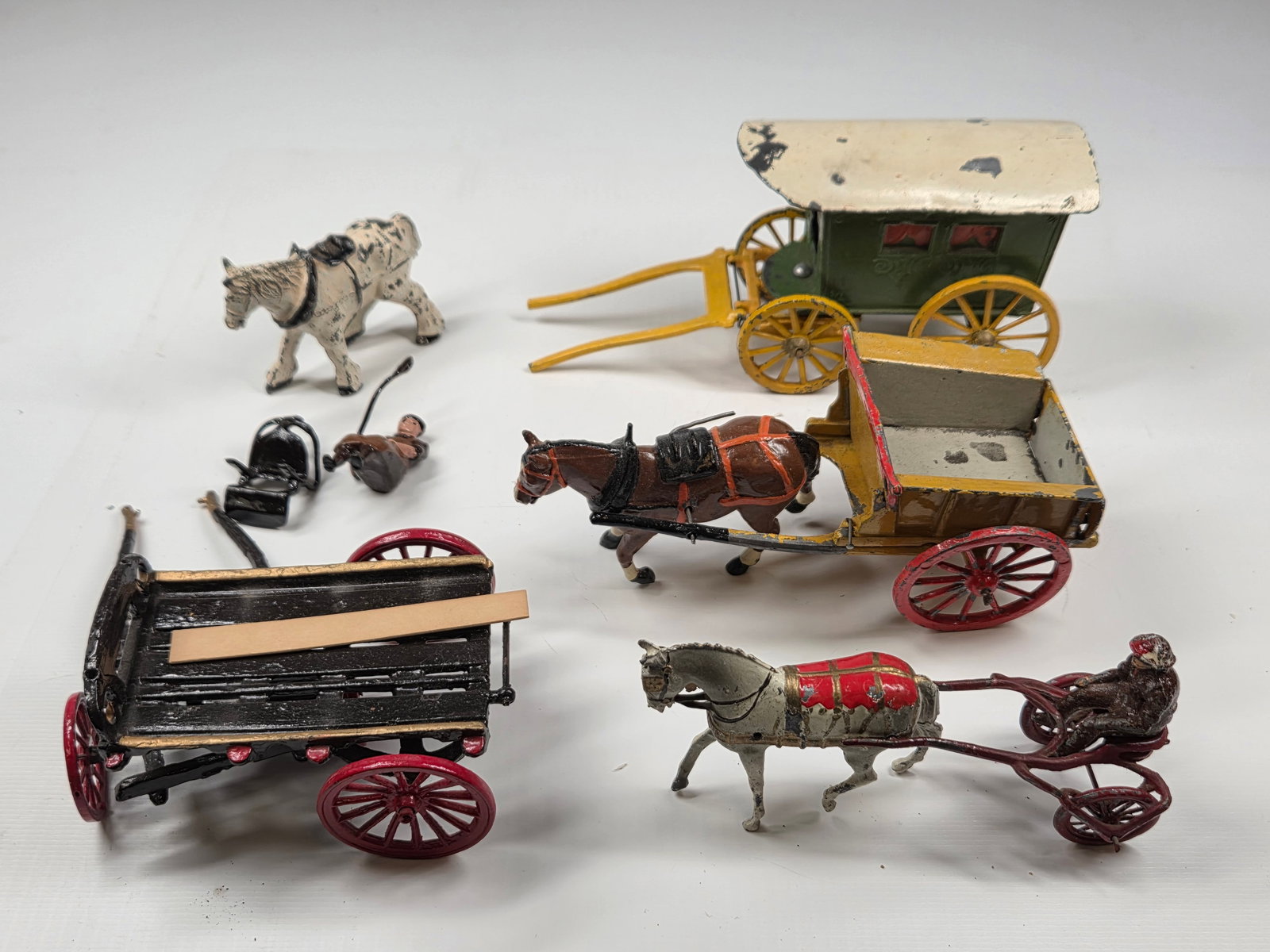 VARIOUS LEAD HORSE DRAWN CARTS, WAGONS, SULKY (1 of 10)