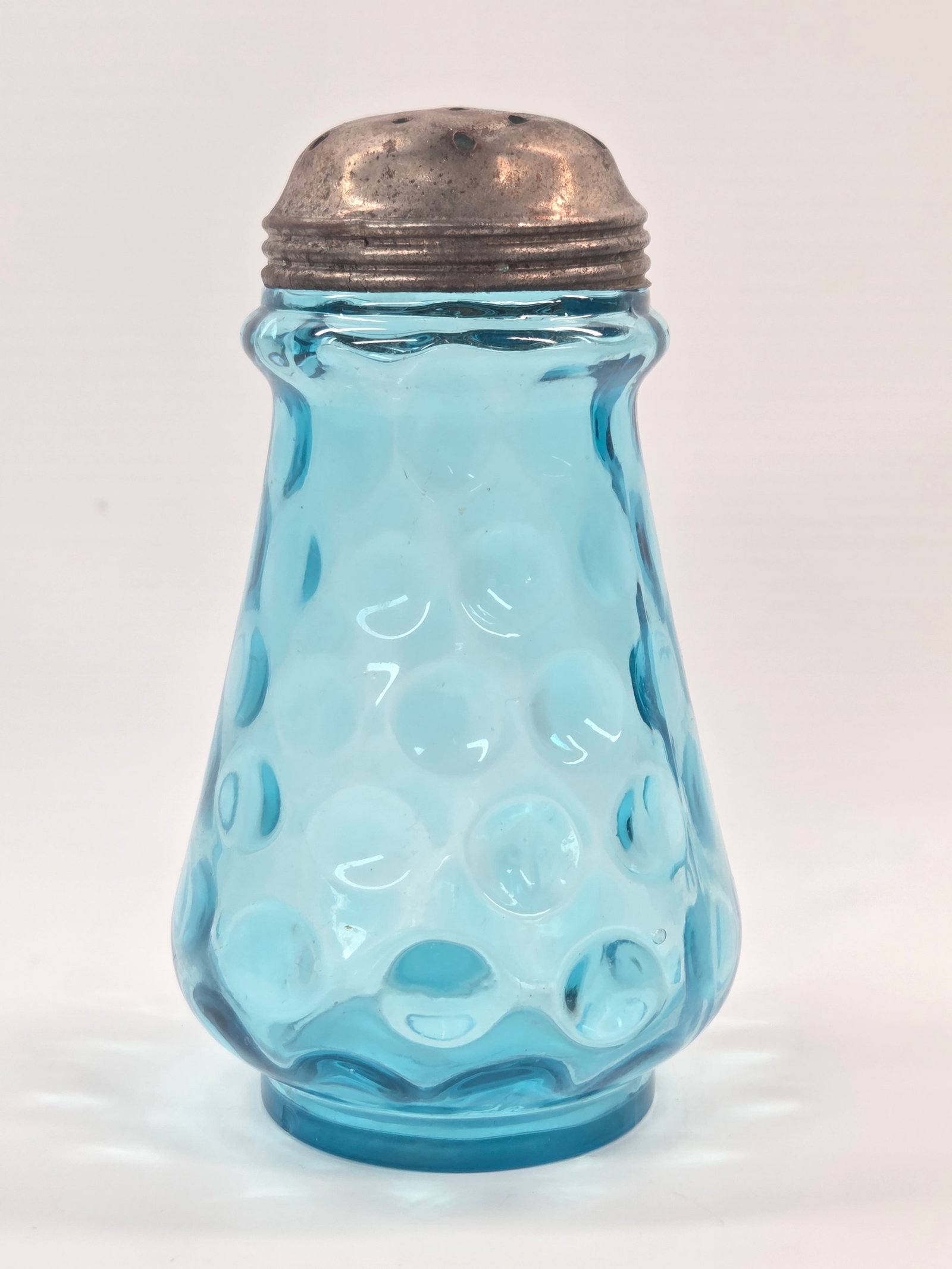 HOBBS VICTORIAN BLUE INVERTED THUMBPRINT TAPERED SUGAR SHAKER (1 of 5)