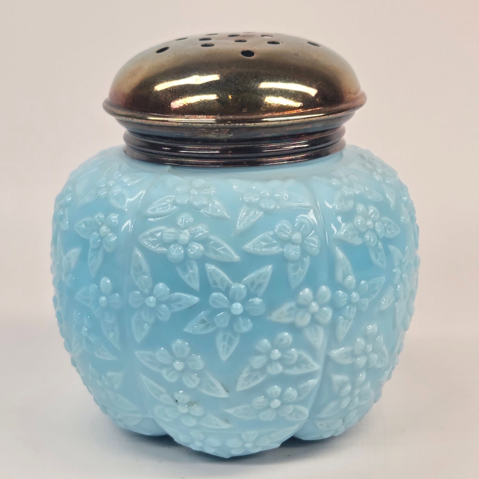 ANTIQUE EAPG VICTORIAN BLUE FORGET ME NOT SUGAR SHAKER (1 of 5)