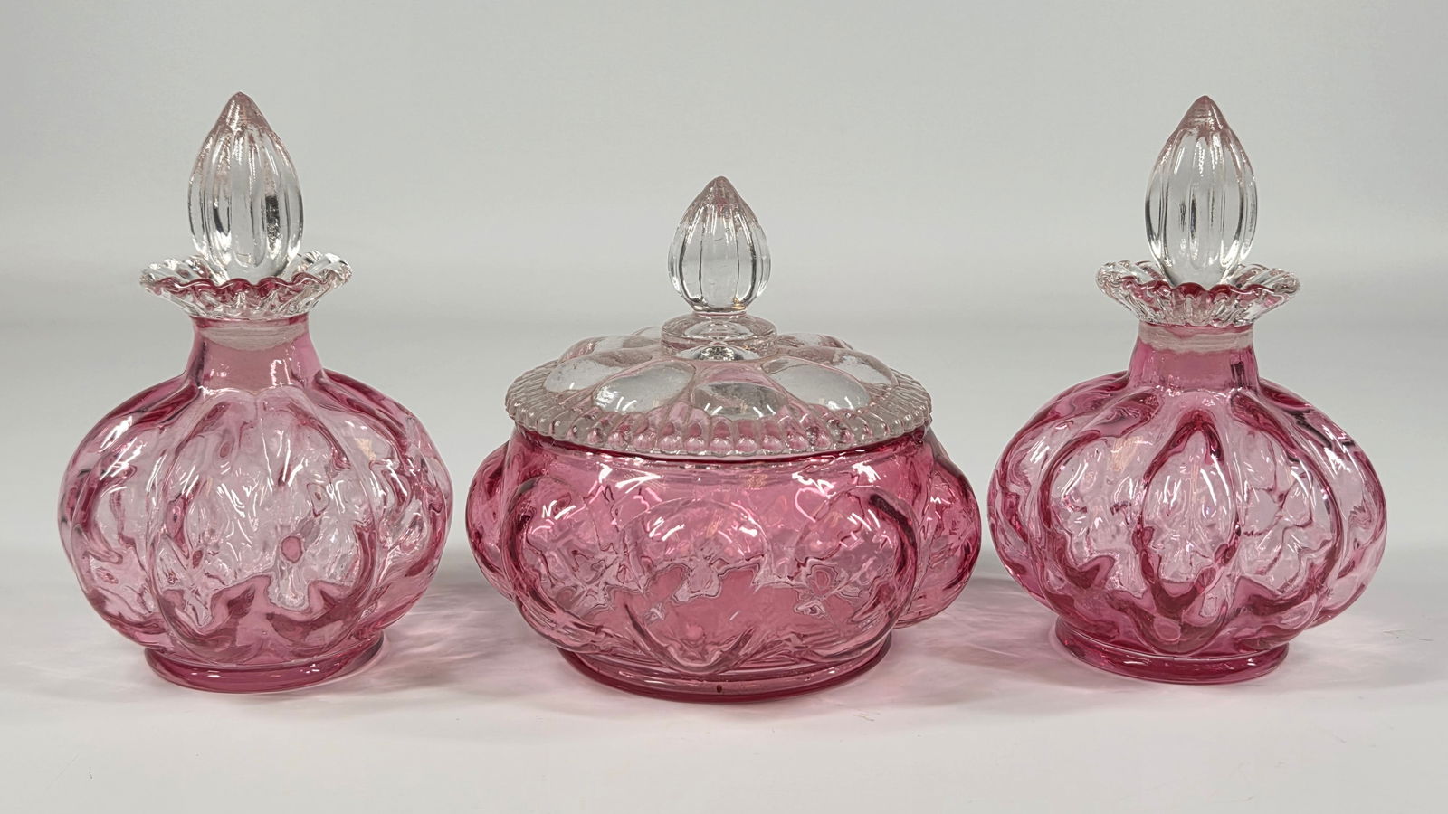 FENTON CRANBERRY GLASS DIAMOND OPTIC VANITY set (1 of 4)
