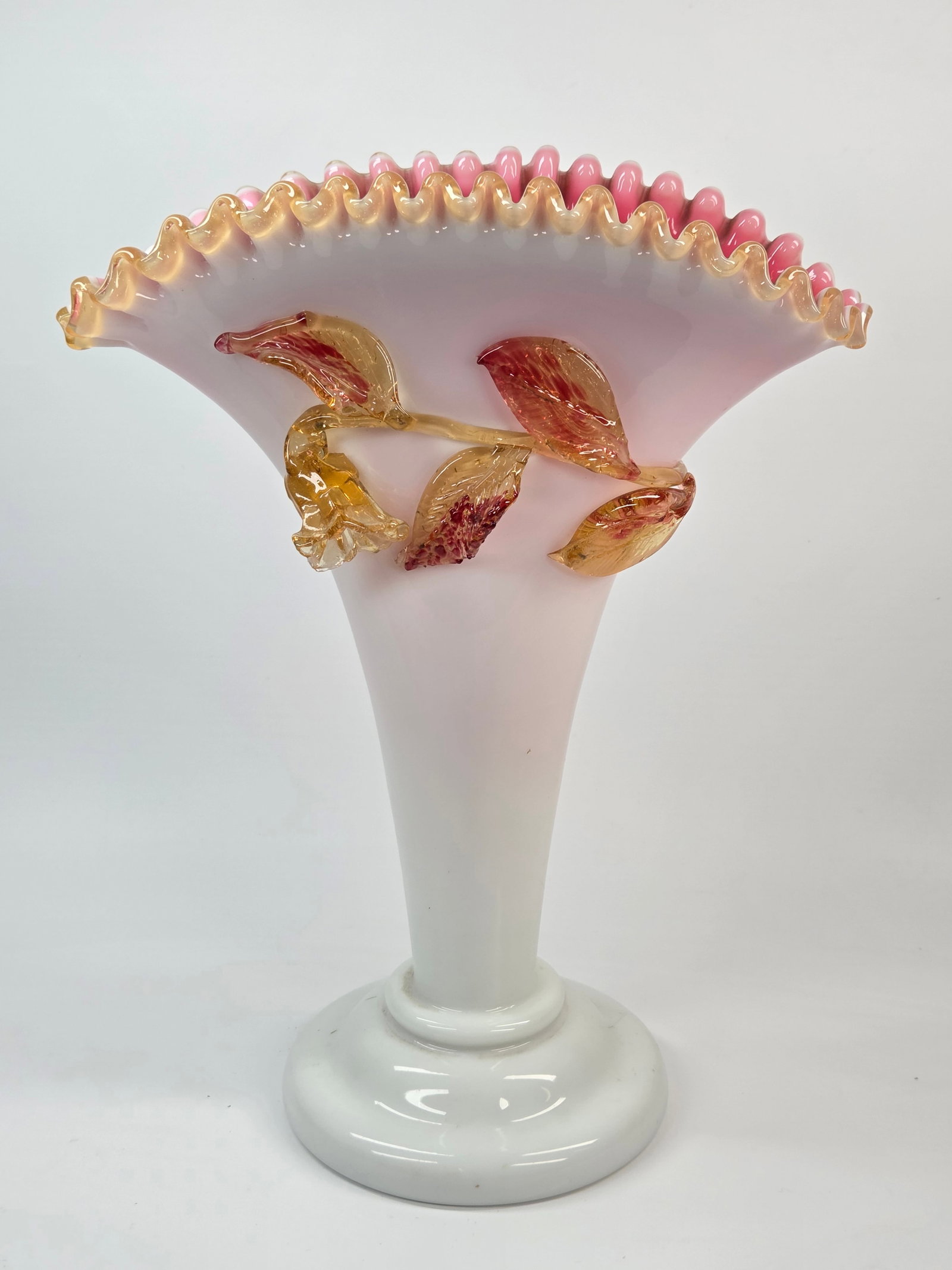 STEVENS & WILLIAMS PEACH BLOW FAN VASE W/ APPLIED FLOWERS (1 of 7)