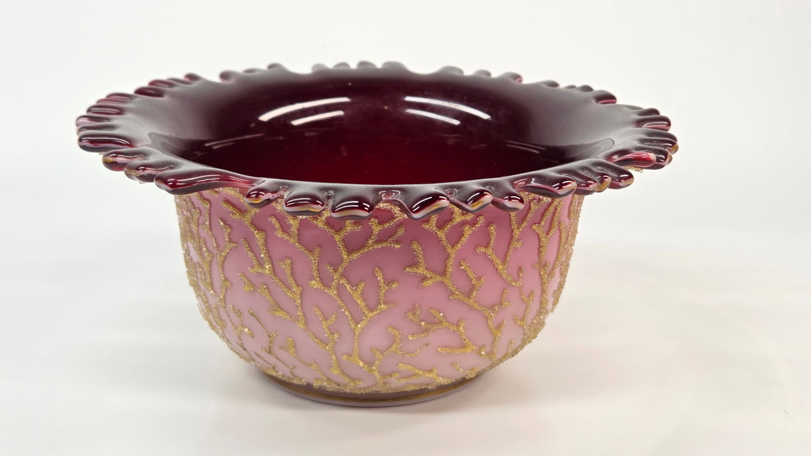 WEBB VICTORIAN ART GLASS CORALENE SATIN BOWL (1 of 5)