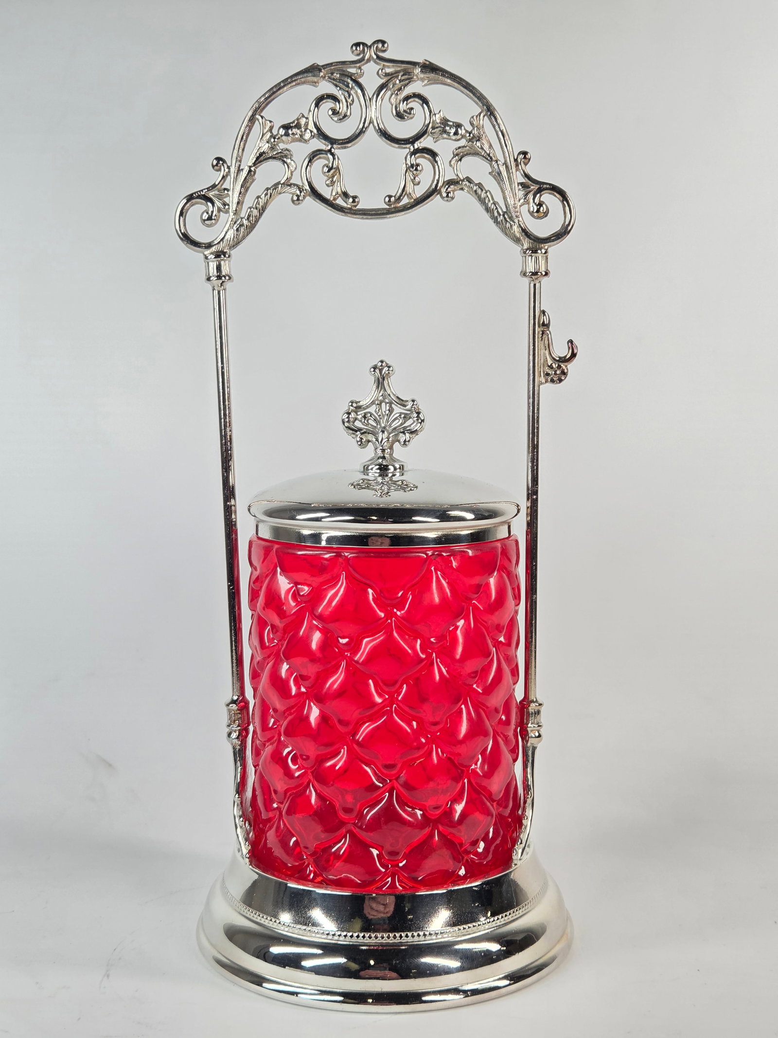 PIGEON BLOOD CONE VICTORIAN GLASS PICKLE CASTOR IN BRITANNIA HOLDER (1 of 6)