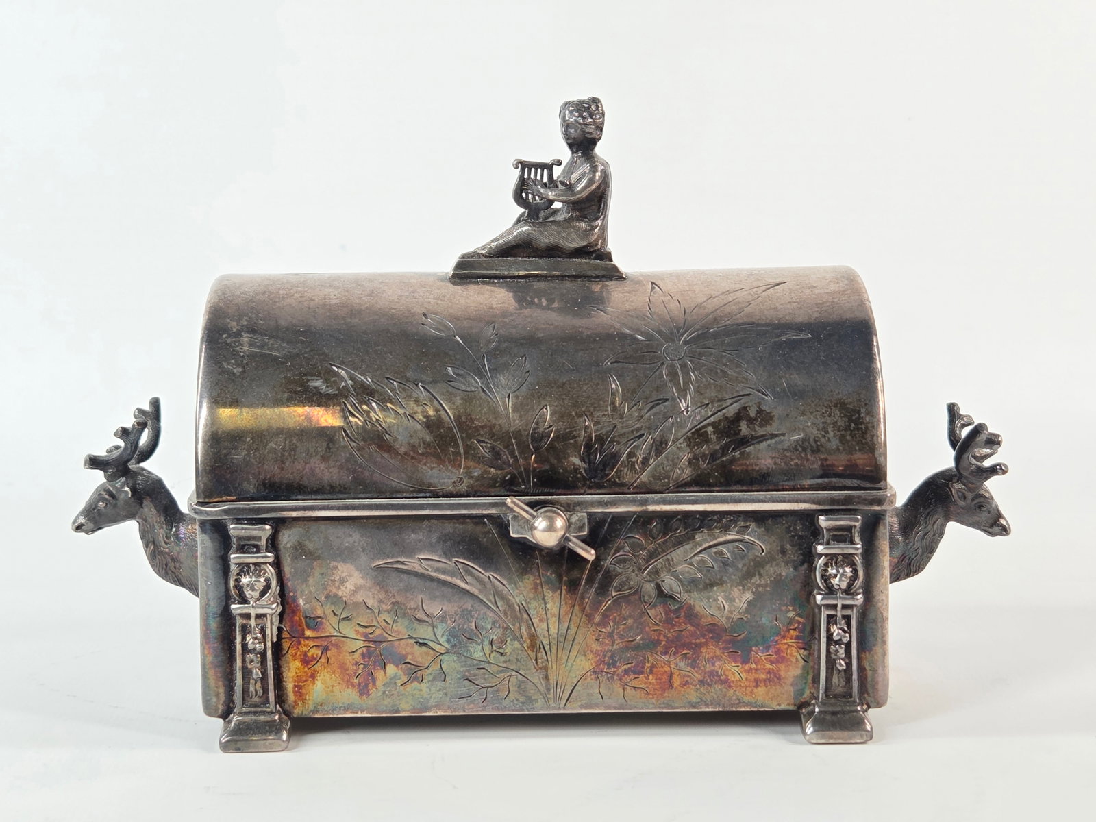 REED & BARTON SILVER PLATE DRESSER VANITY BOX W/ STAG HANDLES (1 of 7)