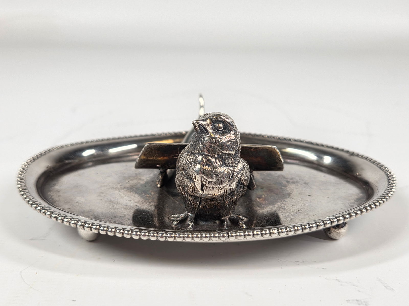 FORBES SILVER PLATE & GLASS WISHBONE & CHICK PEN HOLDER (1 of 4)