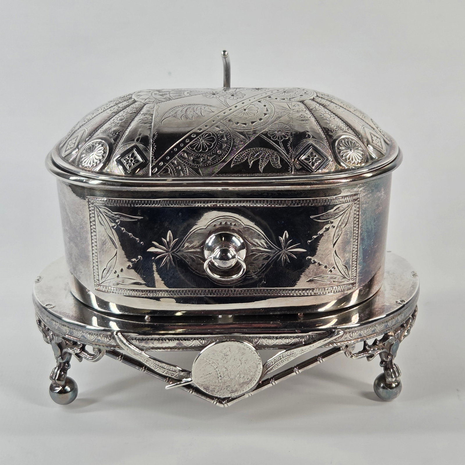 WILCOX MERIDEN QUADRUPLE PLATE ORNATE JEWELRY CASKET BOX (1 of 7)