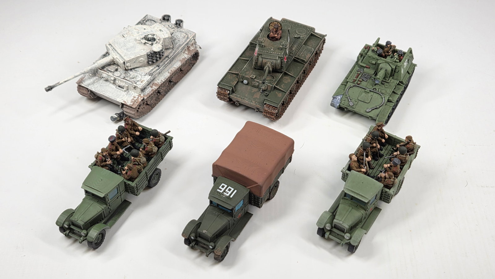 ASSORTMENT OF VARIOUS MILITARY PLAYSET VEHICLES (1 of 4)