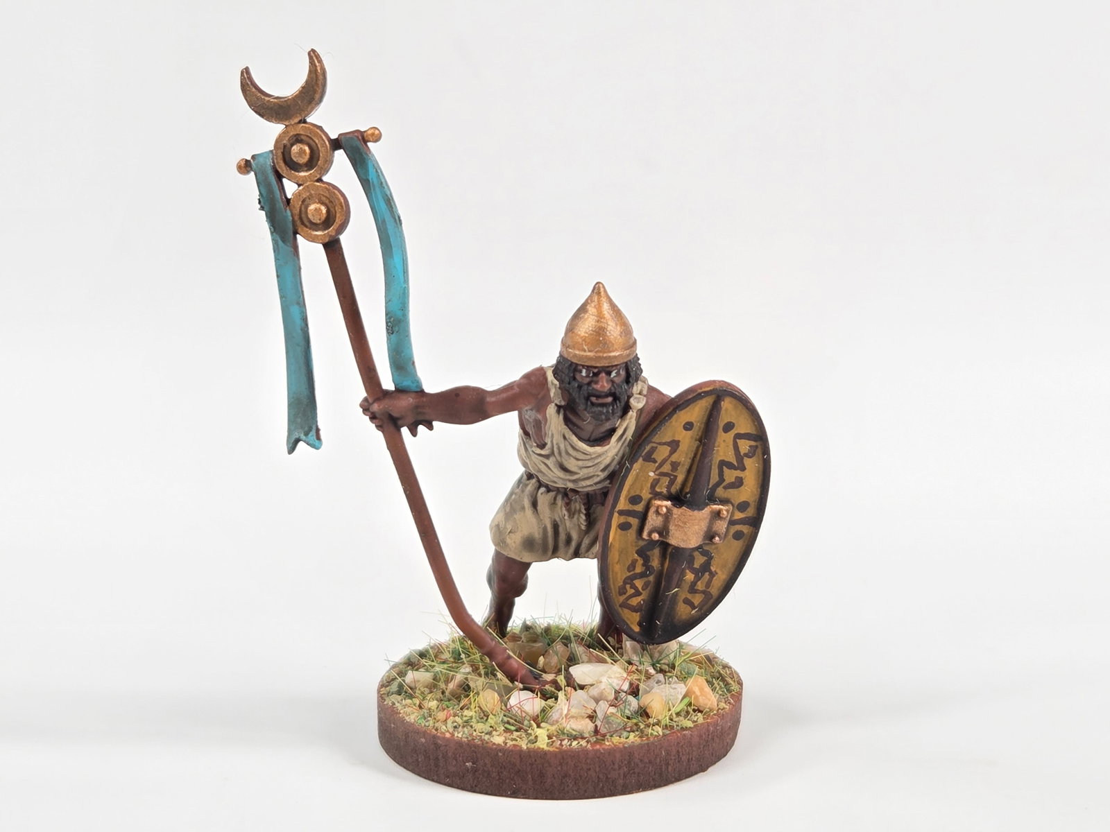 ASSORTED LOT OF VARIOUS BRAND WAR GAMING SOLDIERS (1 of 3)