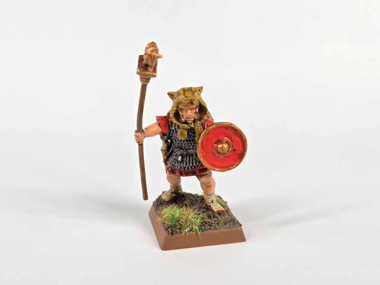 ASSORTED LOT OF VARIOUS BRAND WAR GAMING SOLDIERS (1 of 3)