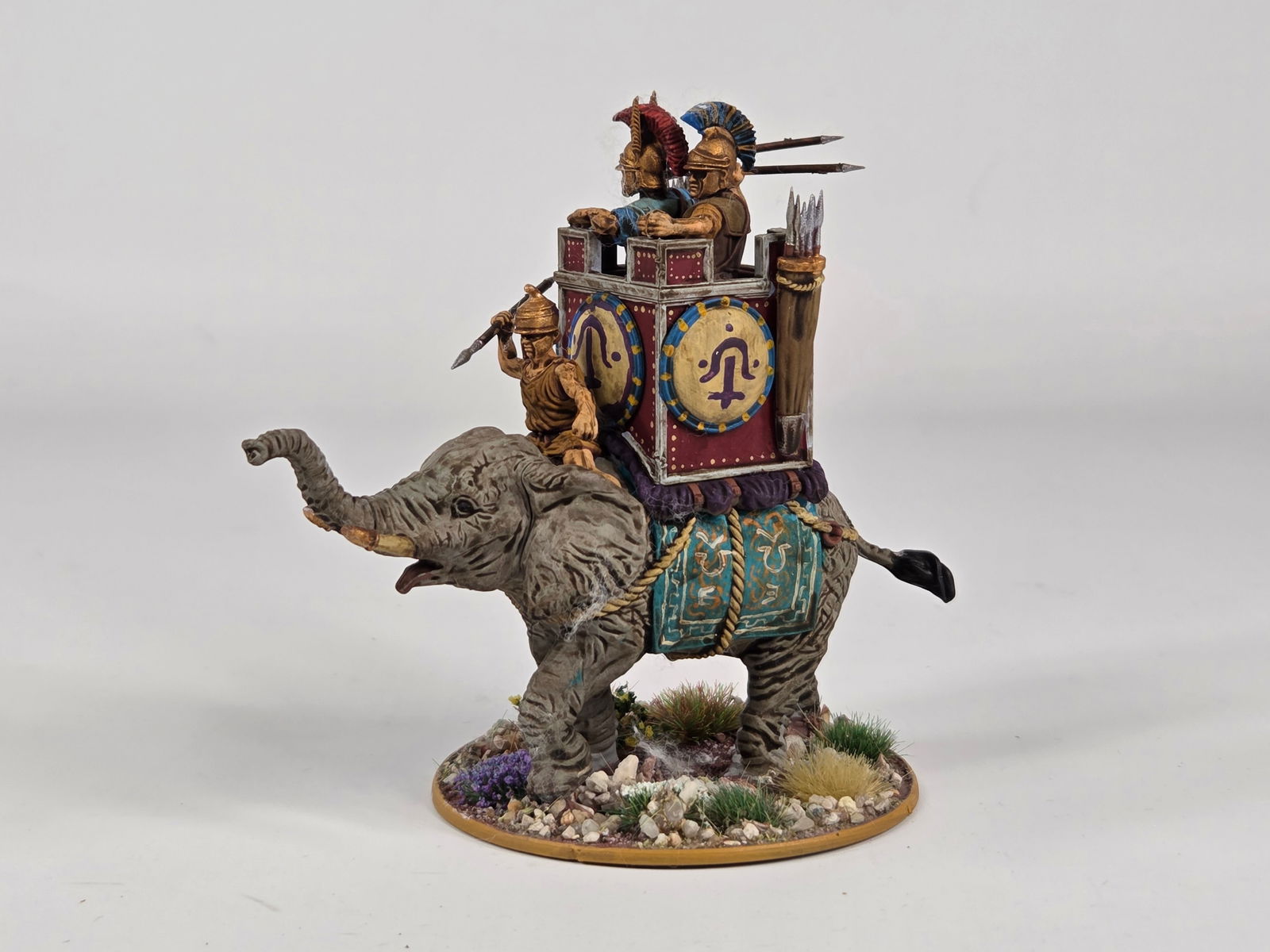 VARIOUS BRAND WAR GAMING SOLDIERS & ACCESSORIES: ALL REMAIN IN GOOD HAND PAINTED CONDITION.