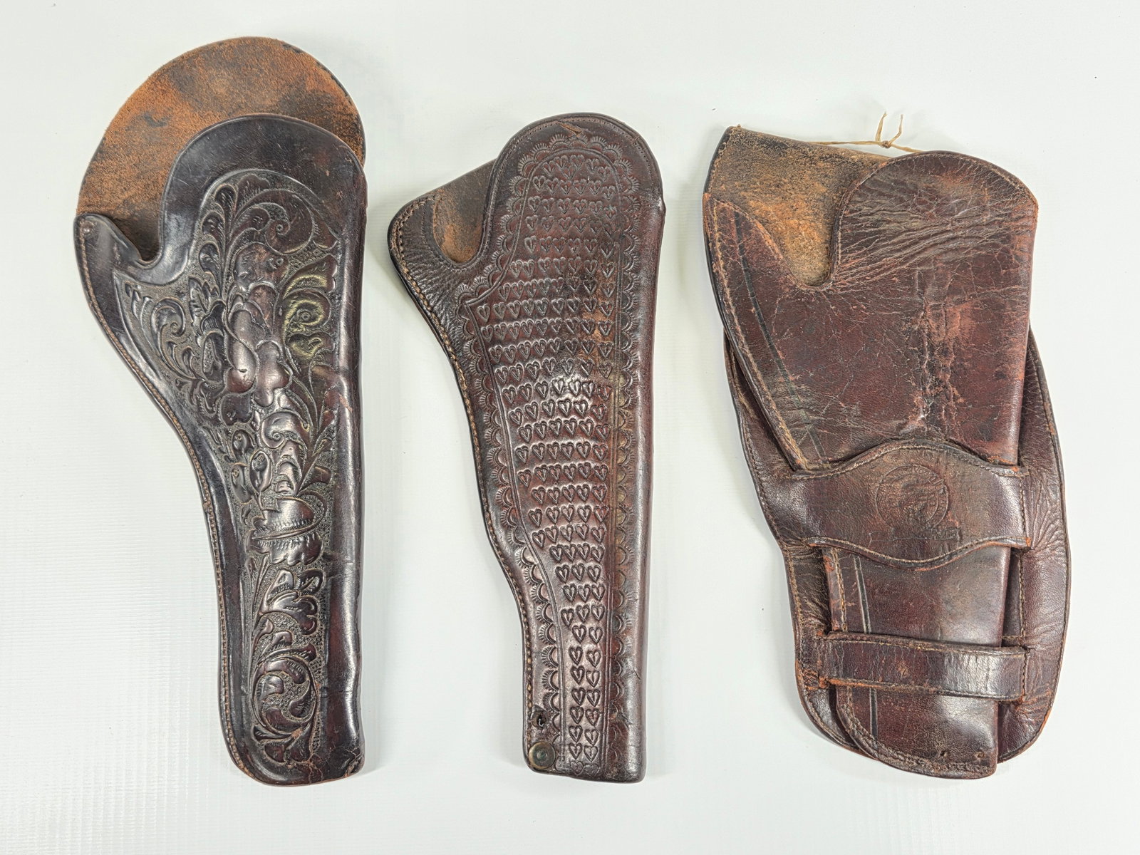 3) VINTAGE LEATHER GUN HOLSTERS (1 of 5)