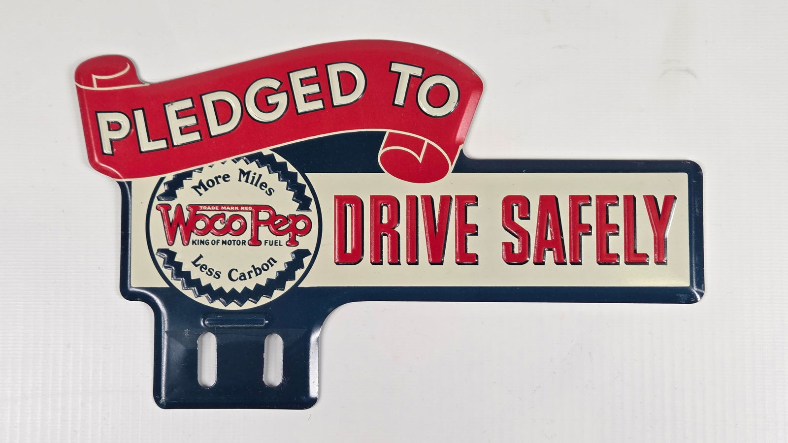 WOCO PEP MOTOR OIL ADVERTISING LICENSE PLATE TOPPER (1 of 3)