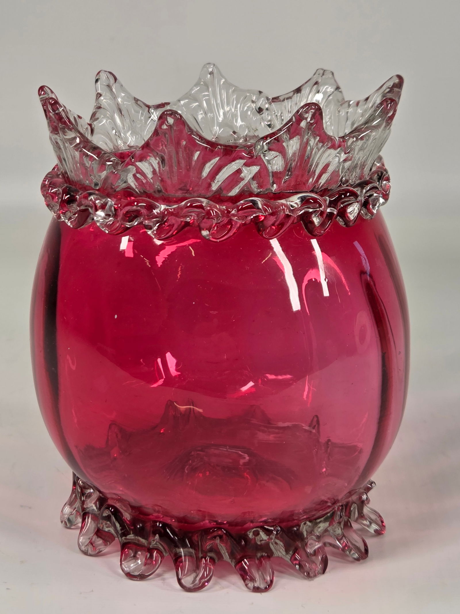 ENGLISH VICTORIAN CRANBERRY GLASS VASE W/ APPLIED RUFFLE (1 of 4)