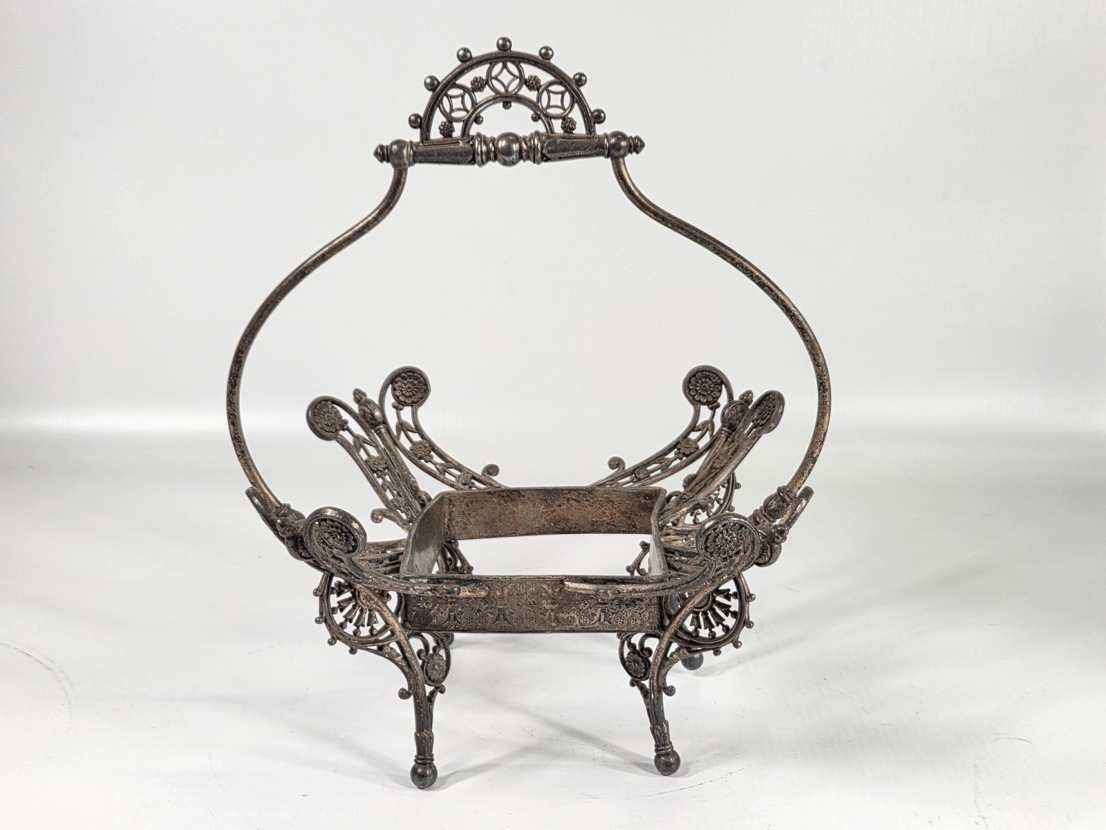 ORNATE VICTORIAN ERA SILVER PLATE HOLDER (1 of 5)