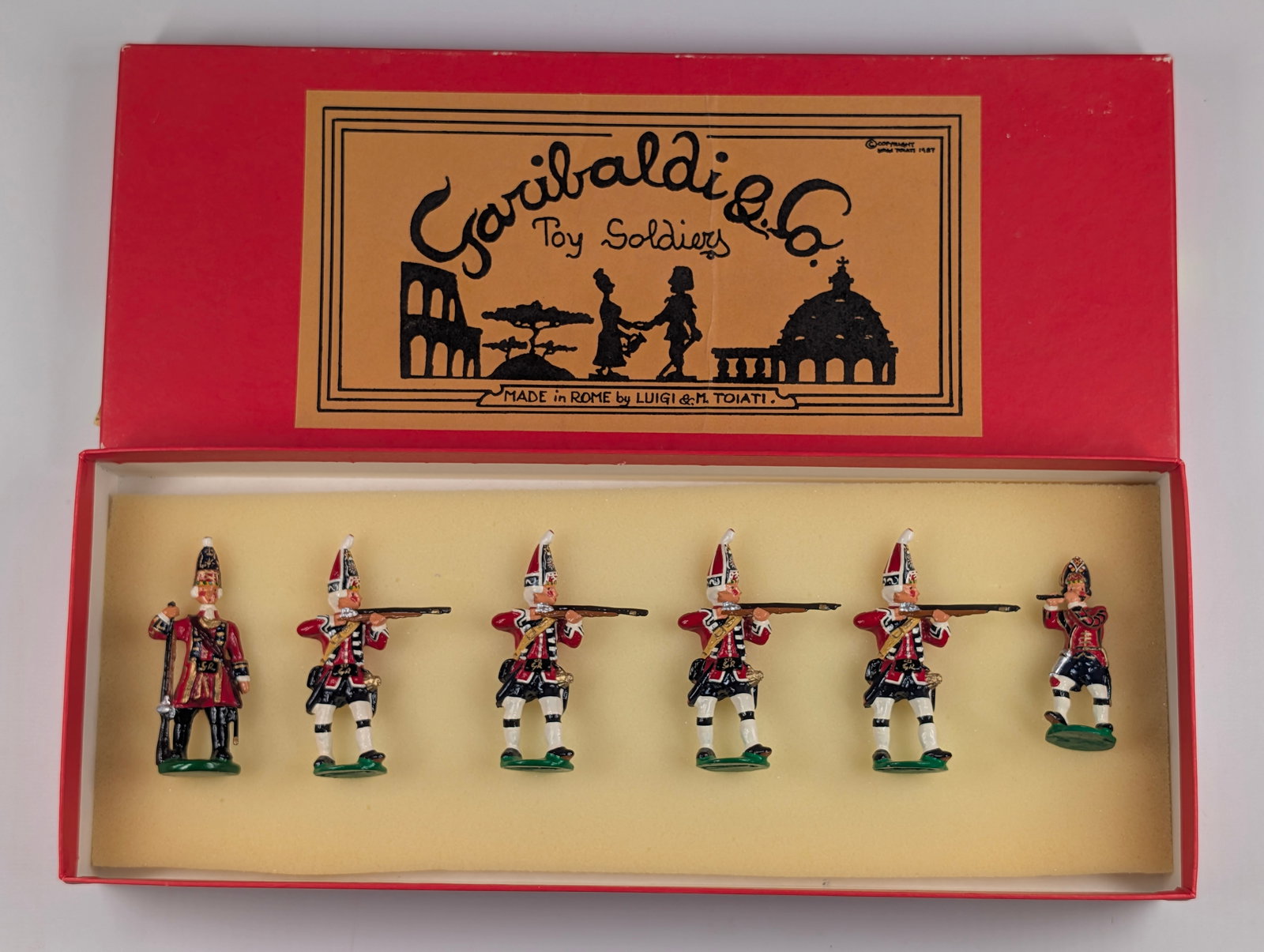 6) GARIBALDI & CO 45TH LOUISBOURG FIRST GRENADIERS W/OFFICER FIFER ROME TOIATI NIB: REMAINS NEW IN BOX.