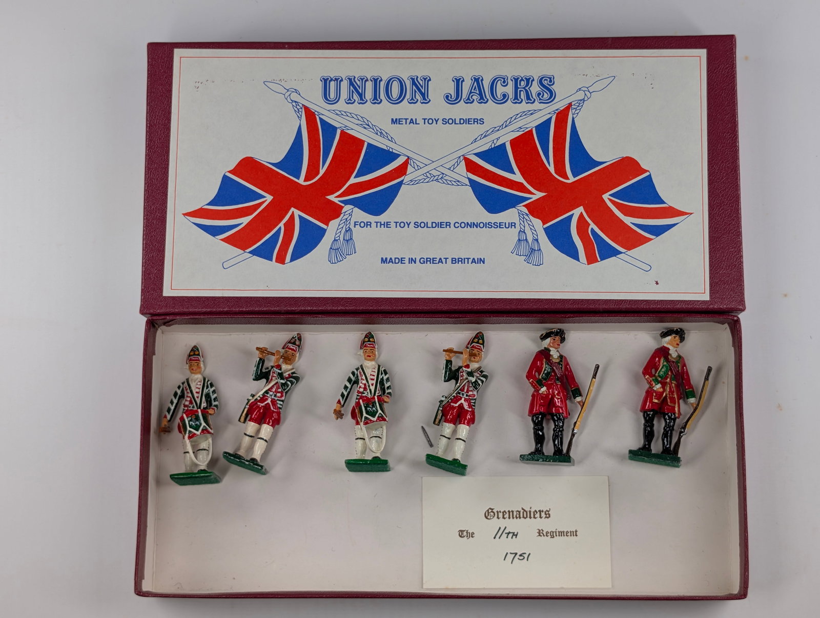 6) 1751 11TH REGIMENT GRENADIERS FIFE & DRUM UNION JACKS TOY SOLDIERS IN BOX (1 of 4)