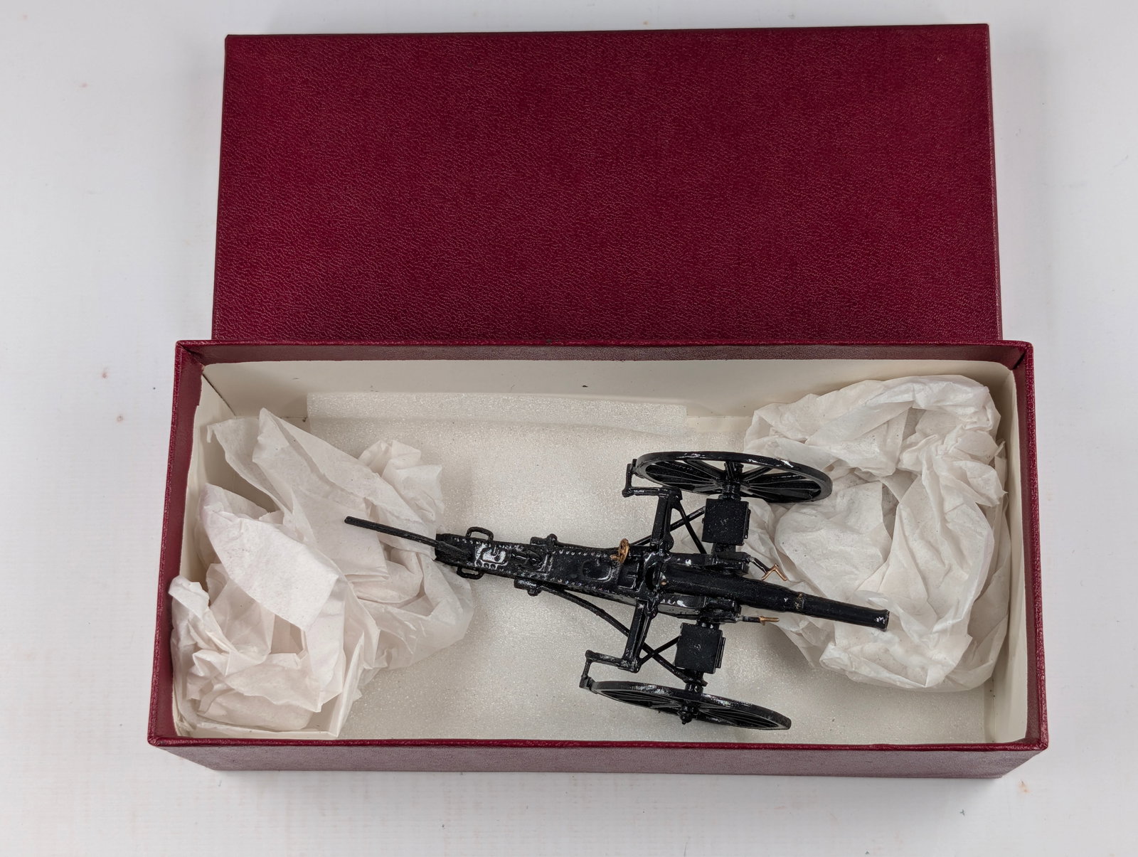 ARTILLERY GUN COLLECTORS MODEL (1 of 3)