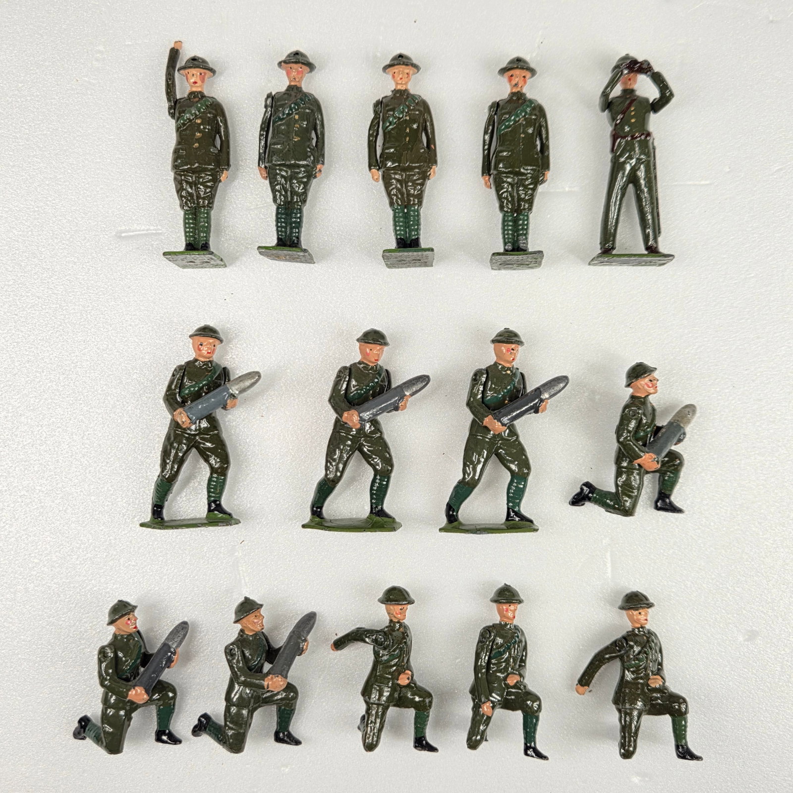 14) ASSORTED BRITAINS LEAD SOLDIERS WWI DOUGHBOYS ARTILLERY (1 of 6)