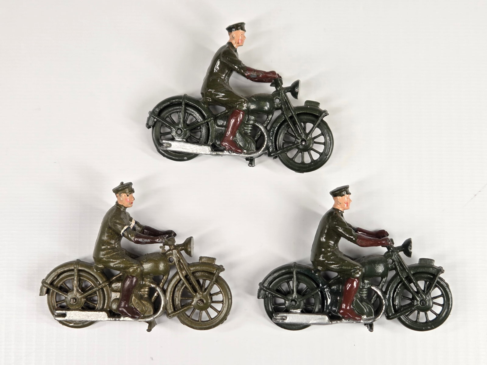 3) VINTAGE BRITAIN LEAD SOLDIER MOTORCYCLE DISPATCH (1 of 5)
