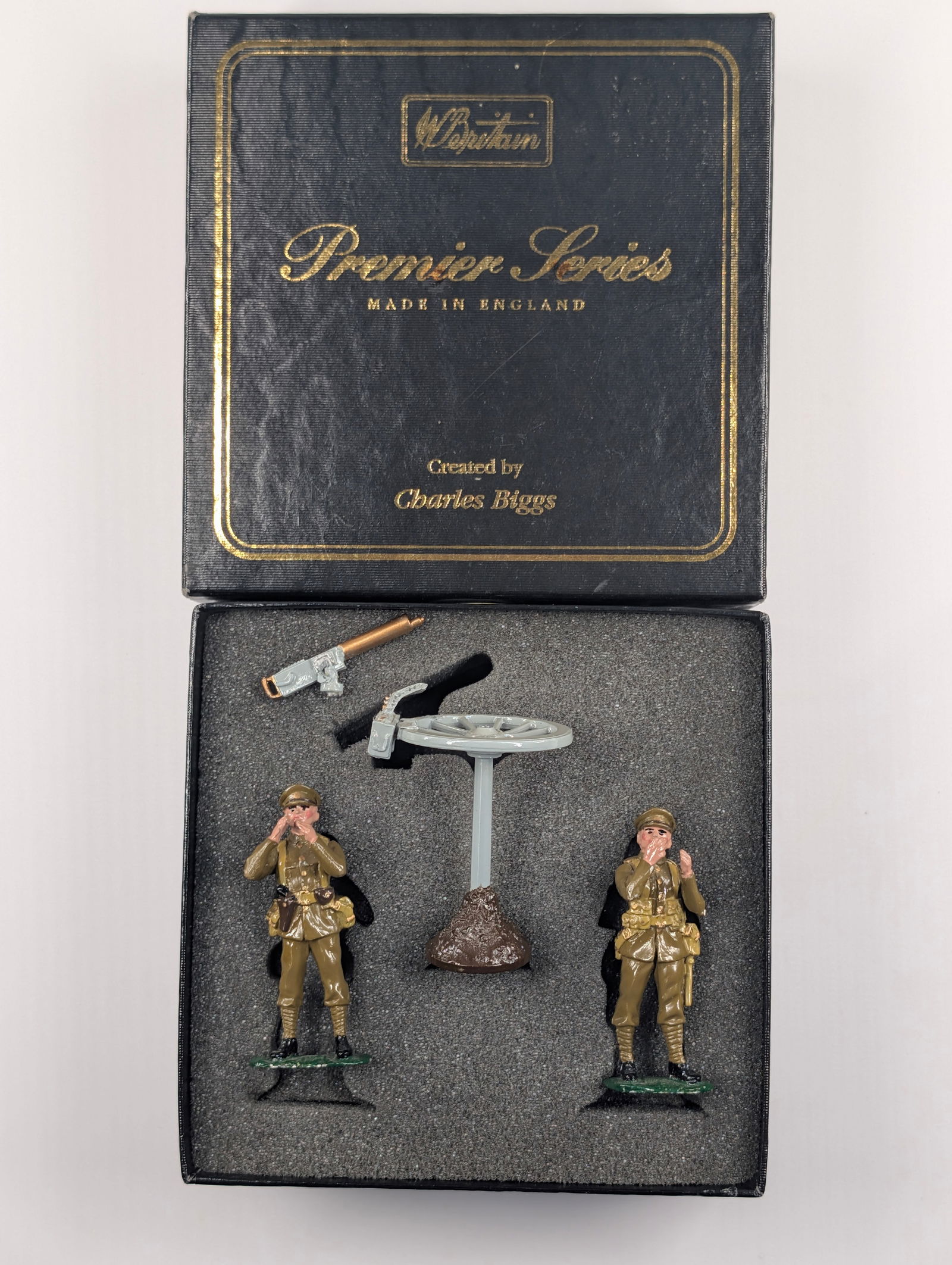 BRITAIN PREMIER SERIES 8911 VICKERS MACHINE GUN (1 of 3)