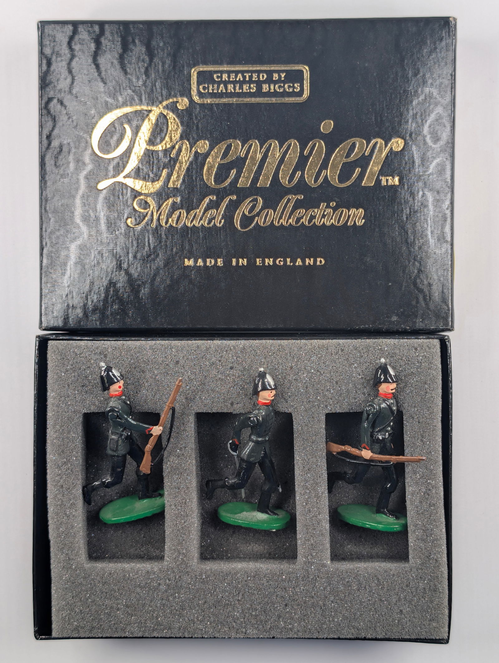 BRITAIN PREMIER SERIES 9806 ROYAL MARINE BRIGADE (1 of 4)
