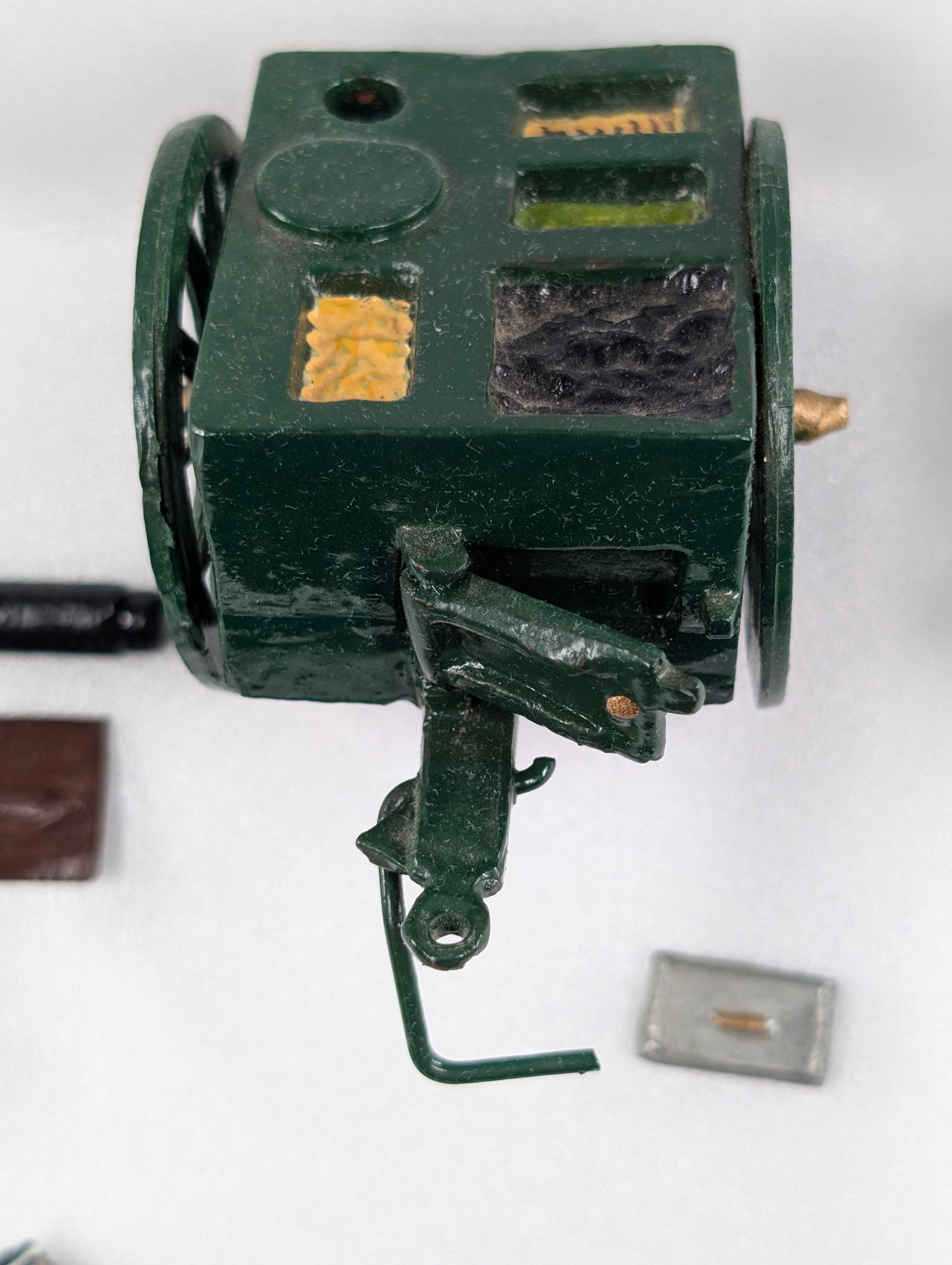 UNDER TWO FLAGS ARMY FIELD BAKERY SET - 3