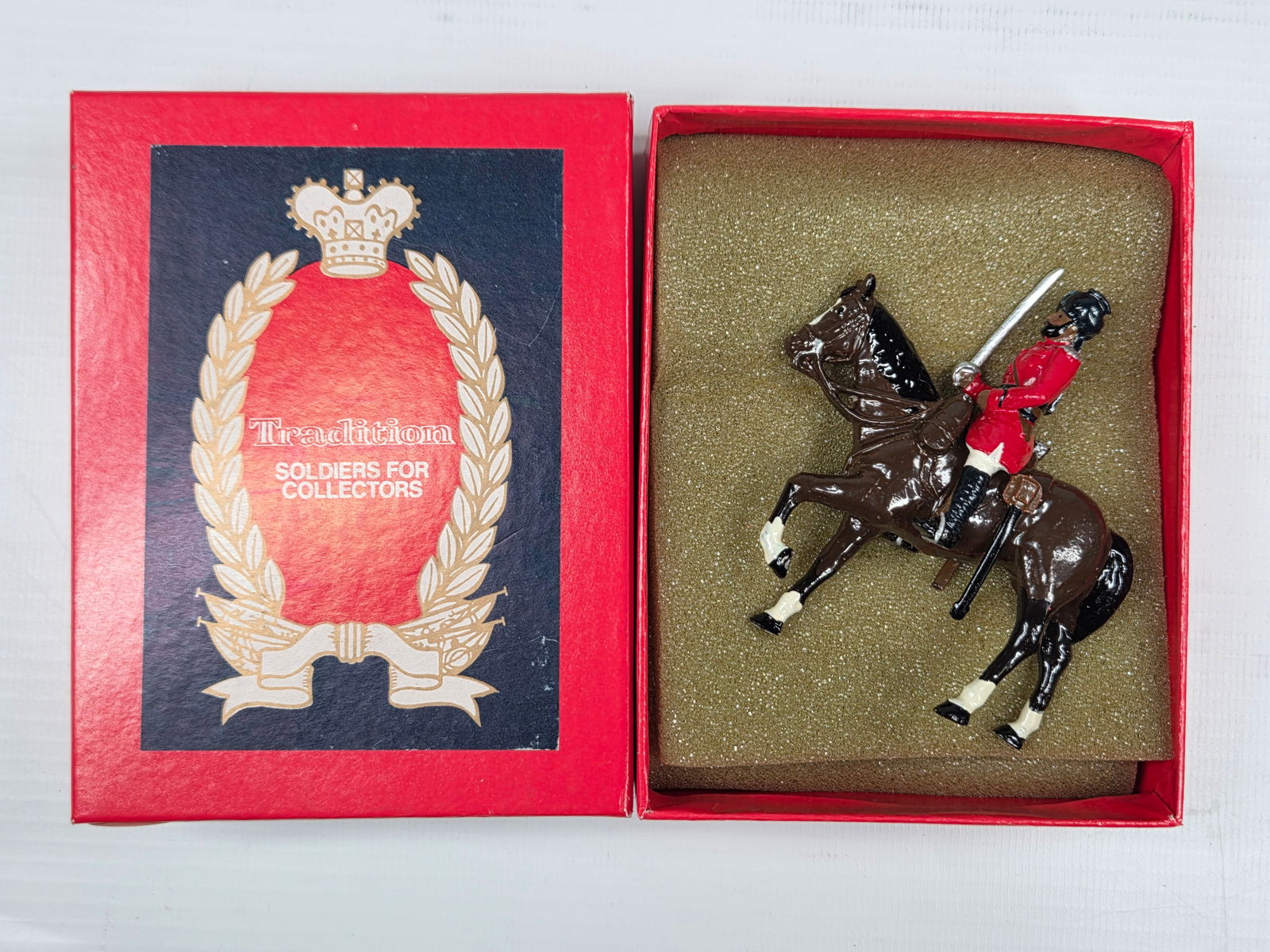 TRADITIONS M211 SERGEANT, 4TH REGIMENT OF BENGAL (1 of 3)