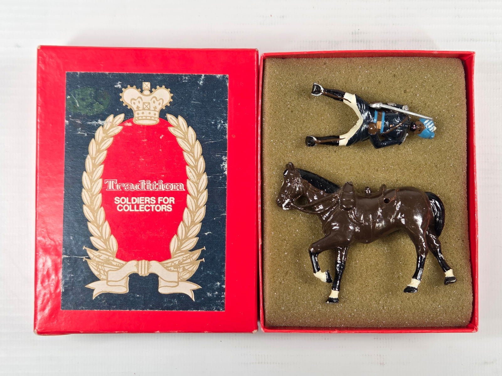 TRADITIONS M208 SERGEANT, 17TH BENGAL LANCERS: REMAINS IN GOOD CONDITION WITH ORIGINAL BOX.