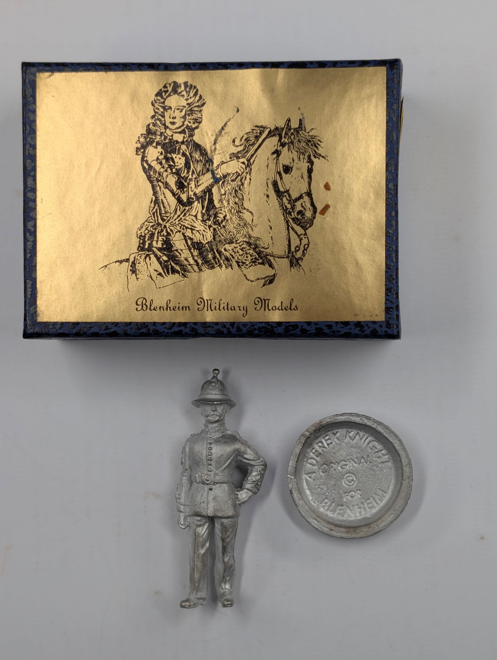 BLENHEIM MILITARY MODELS DK1: REMAINS IN VERY GOOD CONDITION WITH BOX.